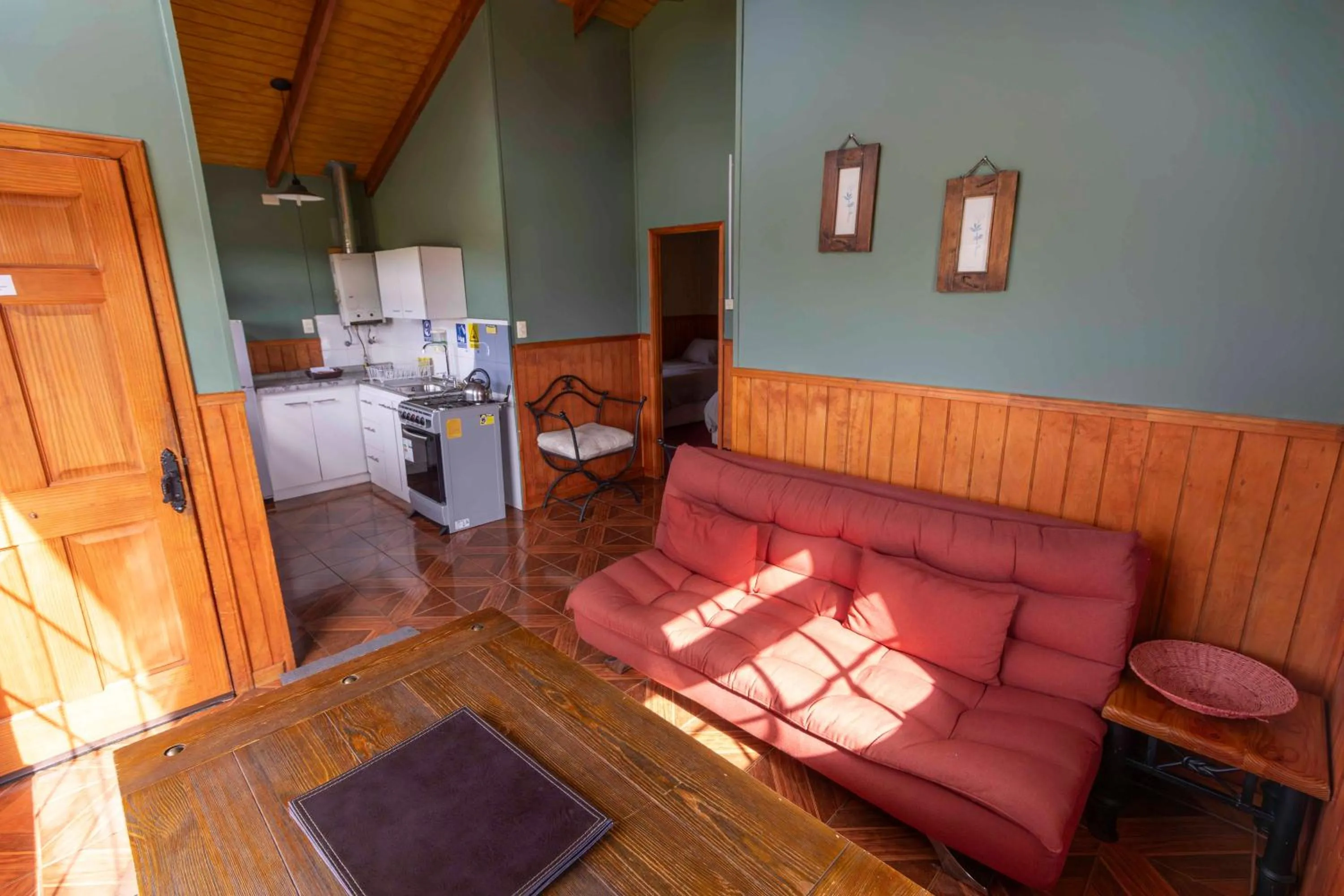 Kitchen or kitchenette in Cabañas Lago Tyndall