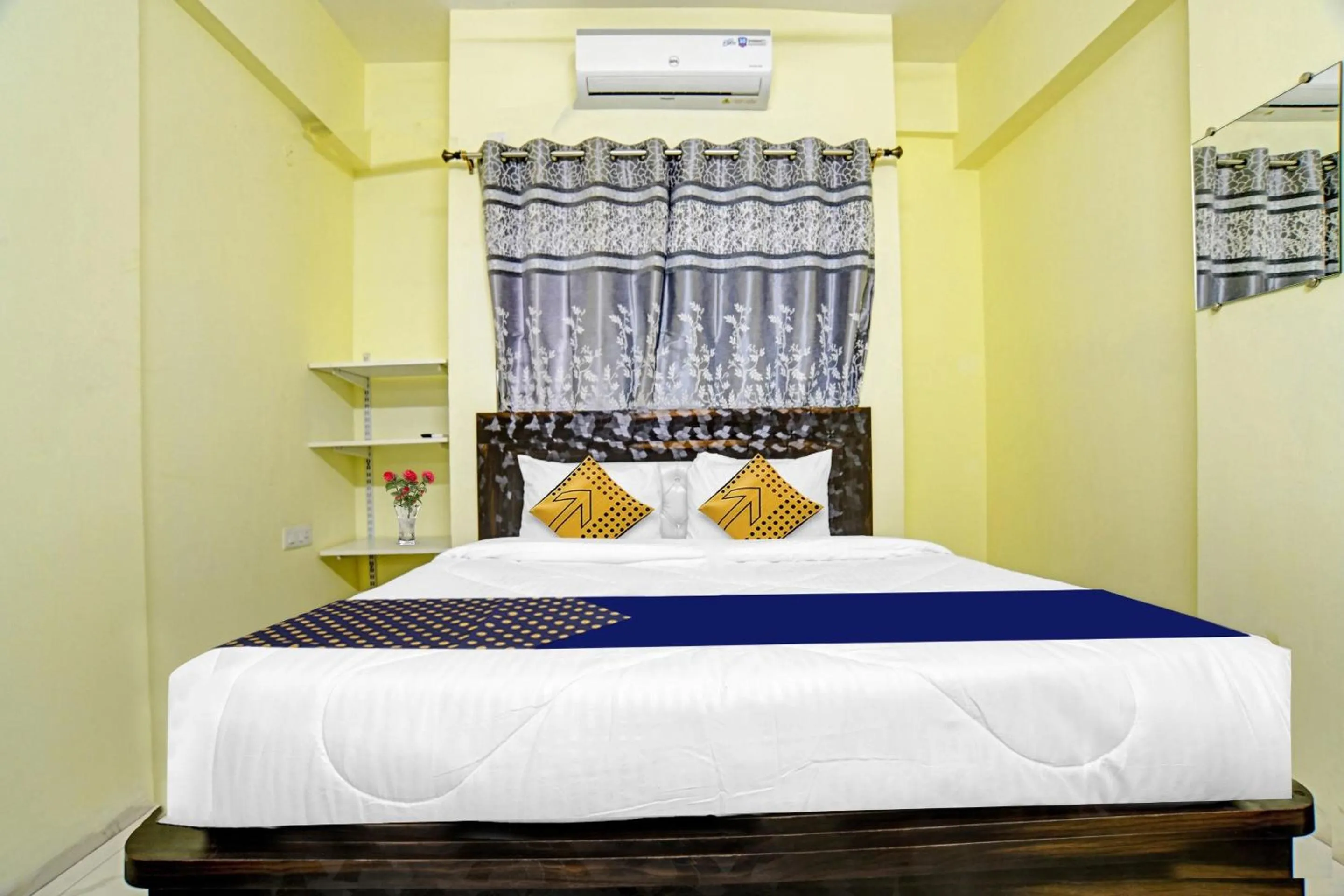 Bedroom in Super Hotel O Trinity Inn