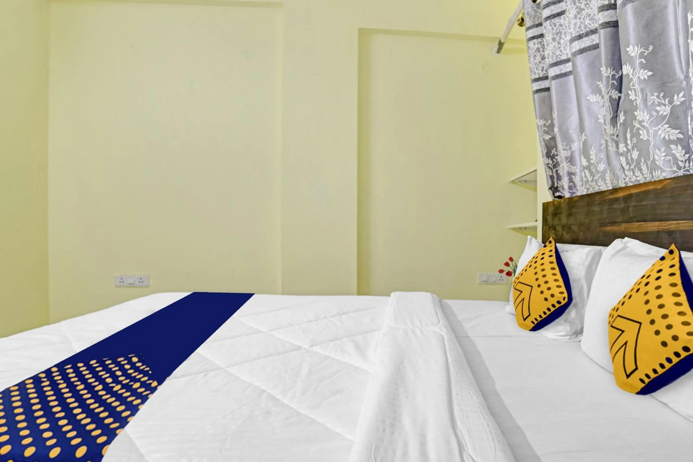 Bedroom, Bed in Super Hotel O Trinity Inn