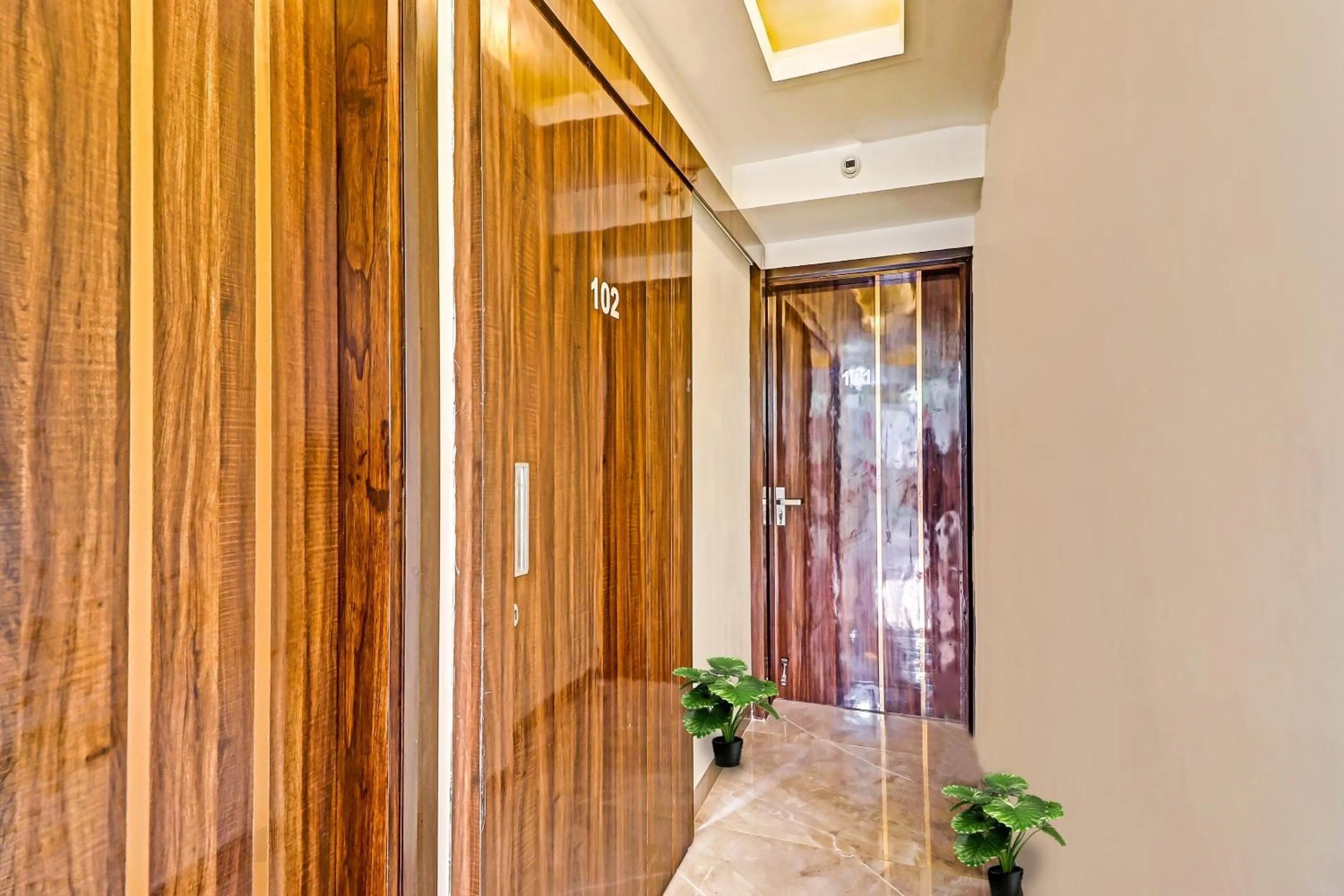 Super Hotel O Amazing Guest House