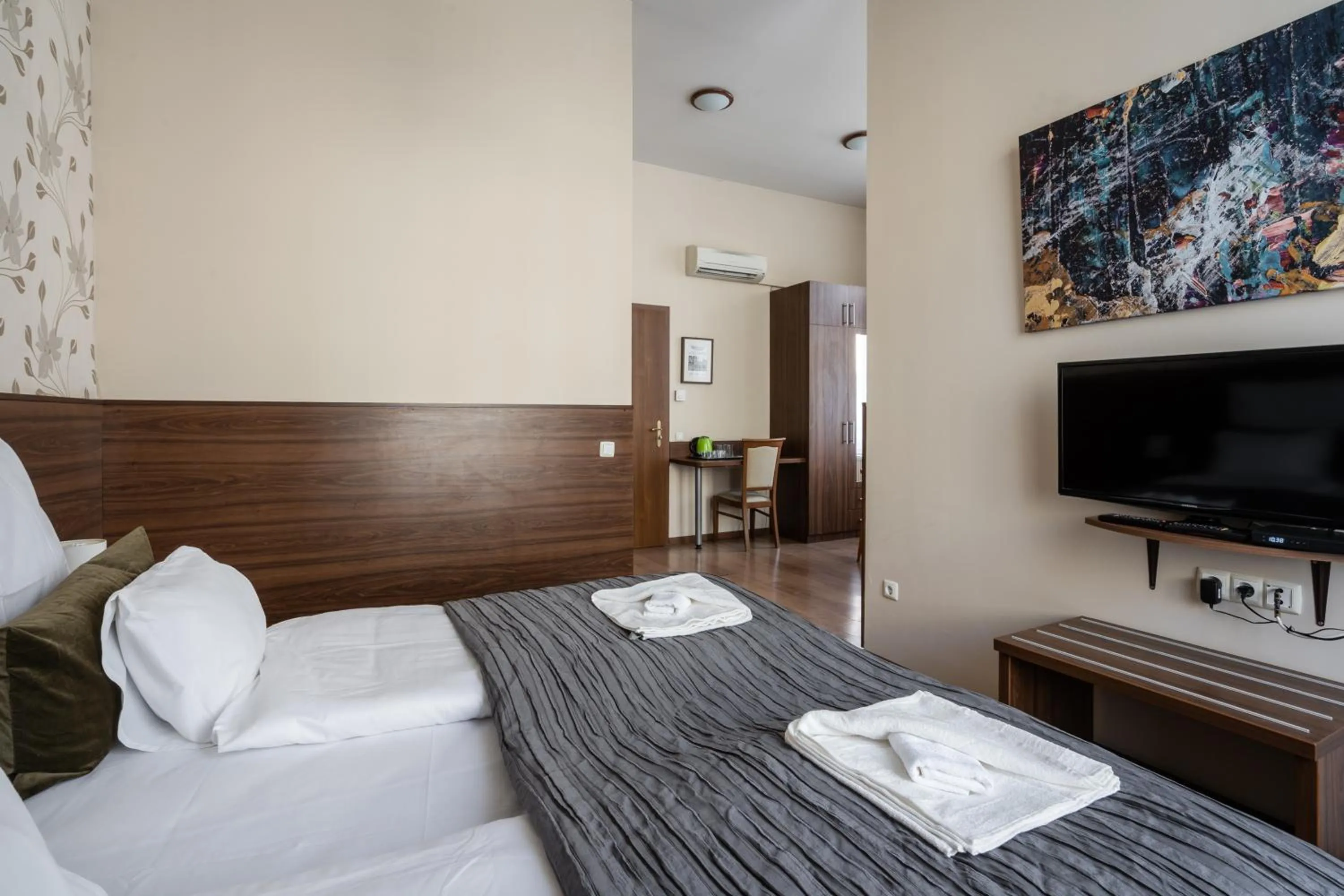 TV and multimedia, Bed in Elit Boutique Rooms- Best Location by BQA