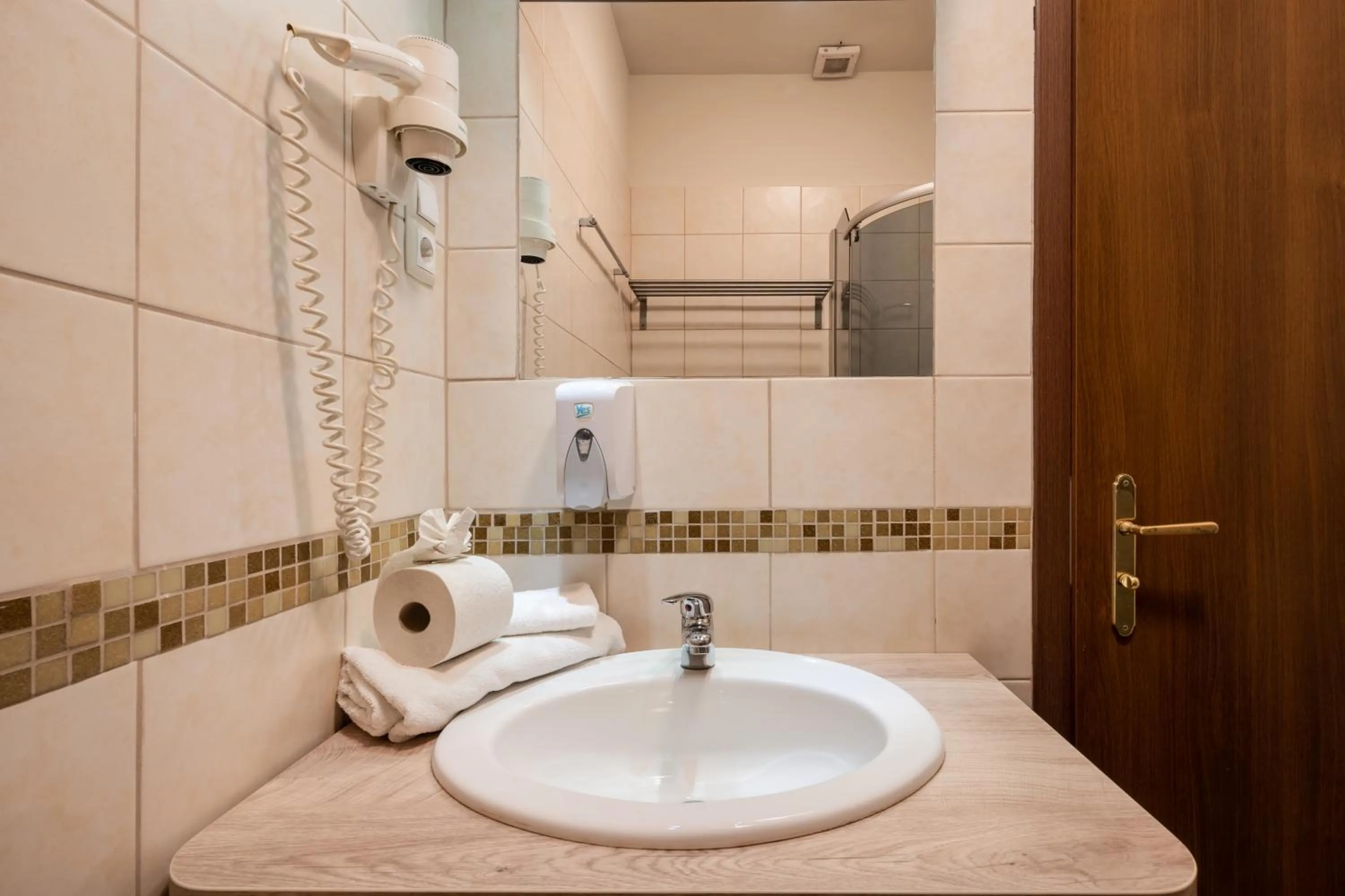 Bathroom in Elit Boutique Rooms- Best Location by BQA