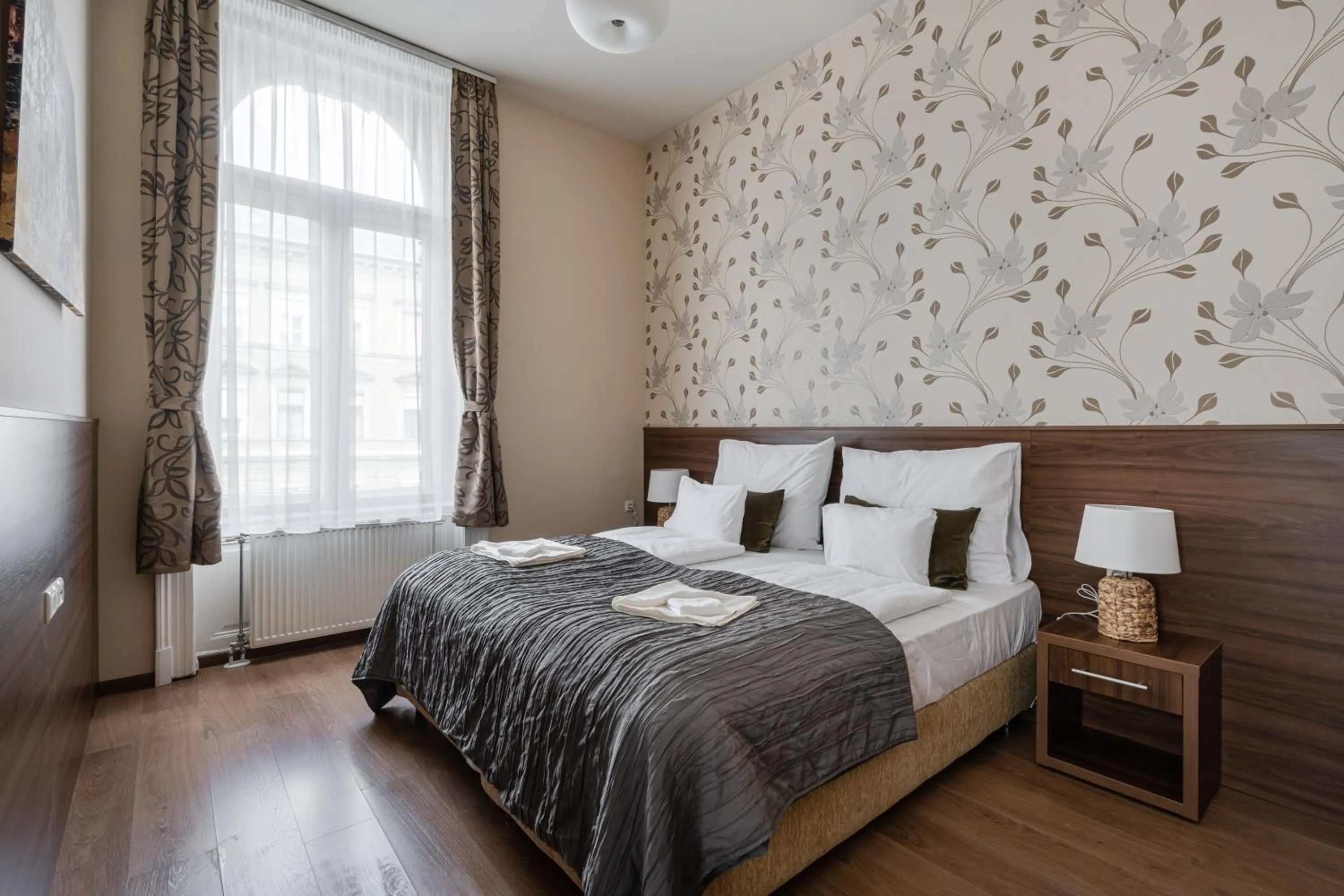 Bed in Elit Boutique Rooms- Best Location by BQA