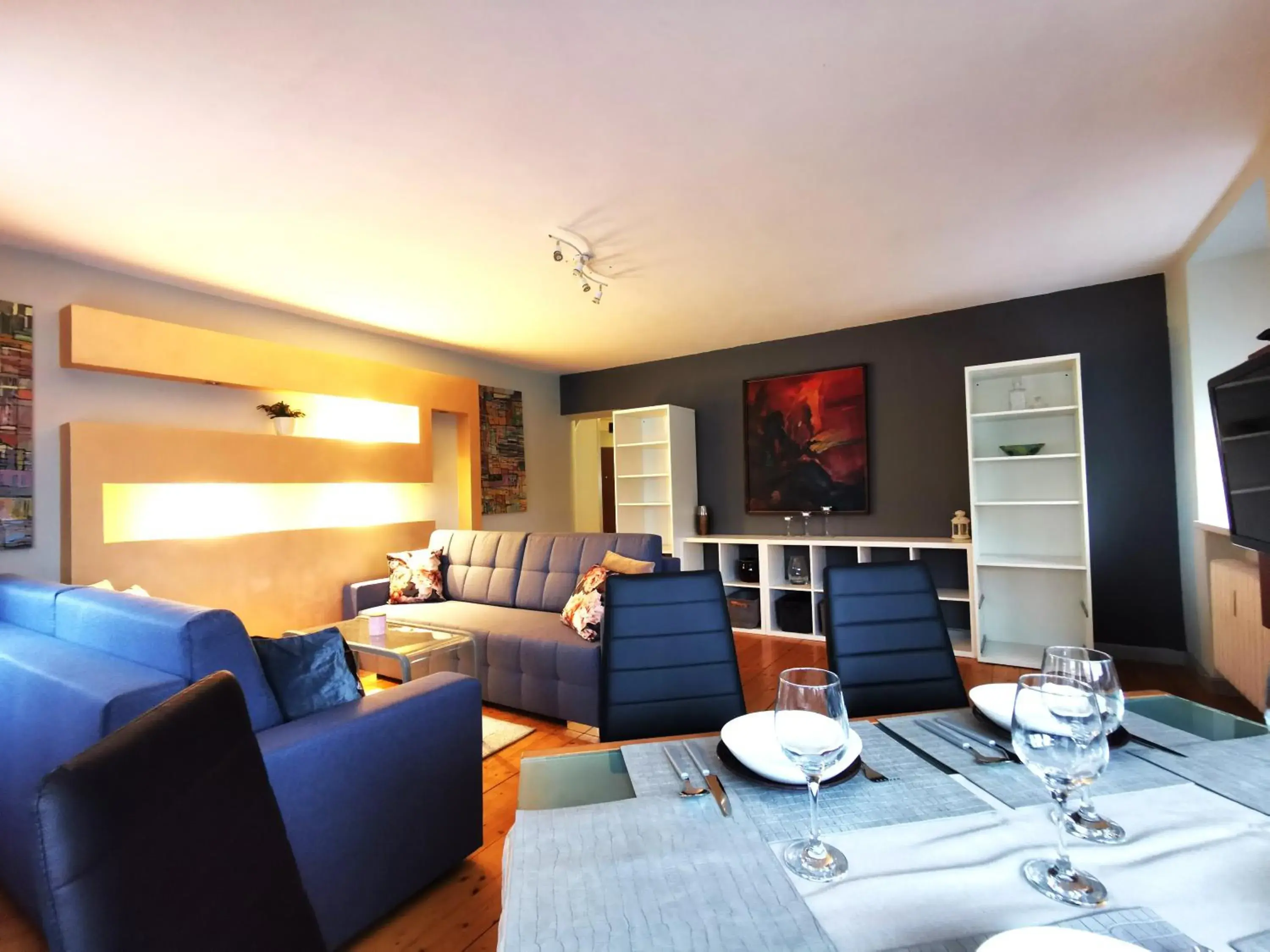 Three-Bedroom Apartment in NOŻOWNICZA Apartment ~ Self Check-In 24h ~ Lift Three-Bedroom Apartment in NOŻOWNICZA Apartment ~ Self Check-In 24h ~ Lift