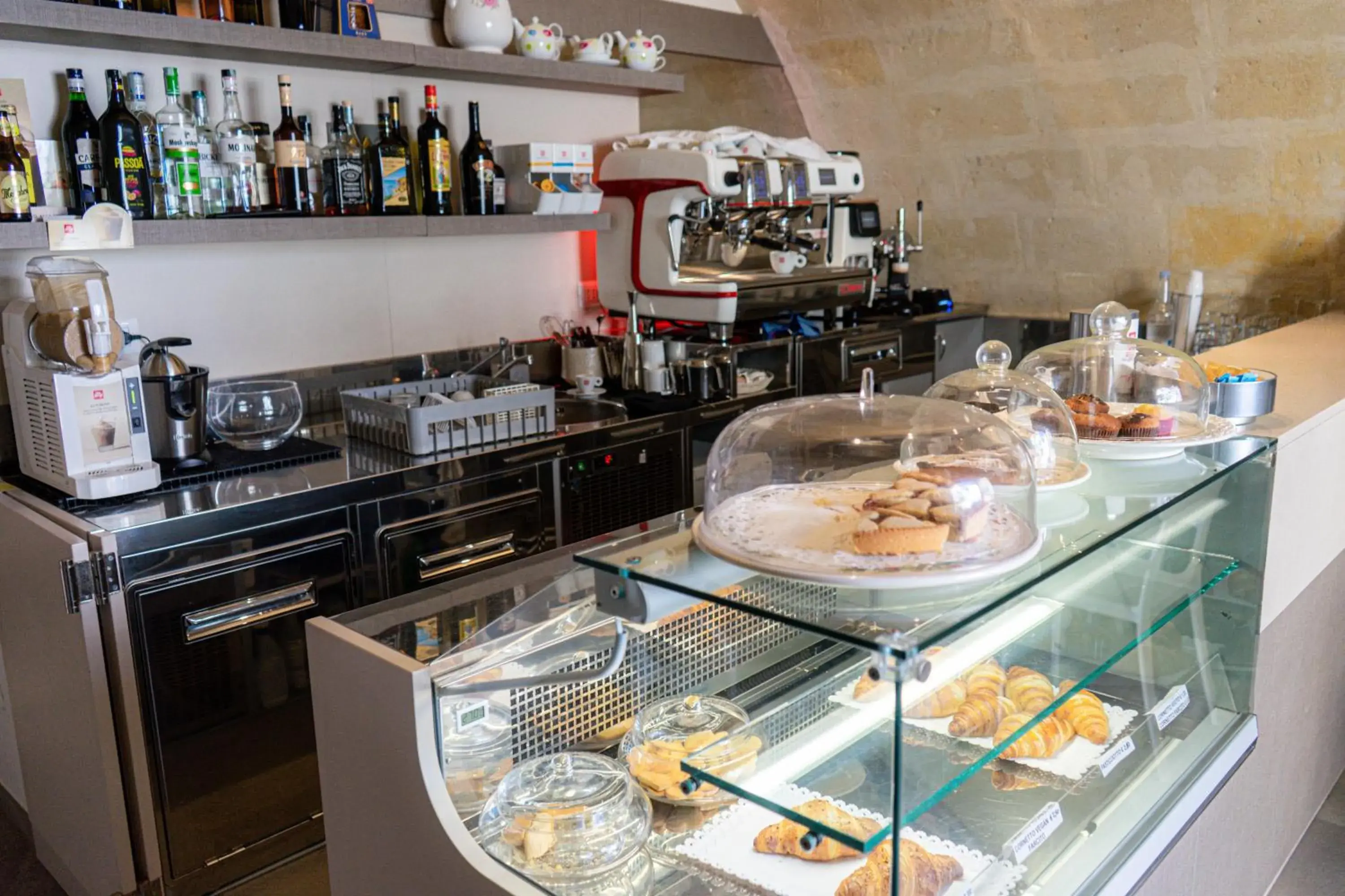 Lounge or bar in Profumi di Primavera Luxury Rooms & Suite Lounge or bar in Profumi di Primavera Luxury Rooms & Suite