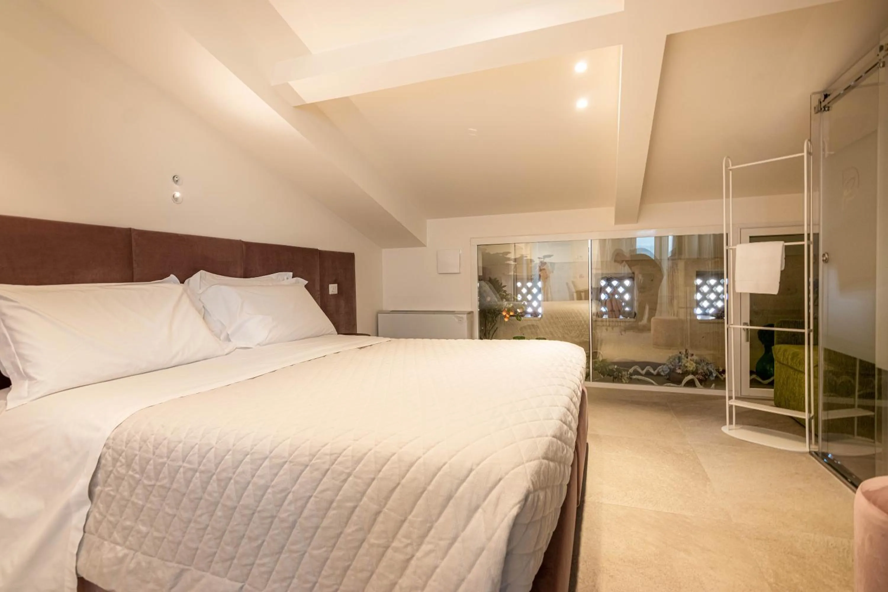 Photo of the whole room, Bed in Profumi di Primavera Luxury Rooms & Suite