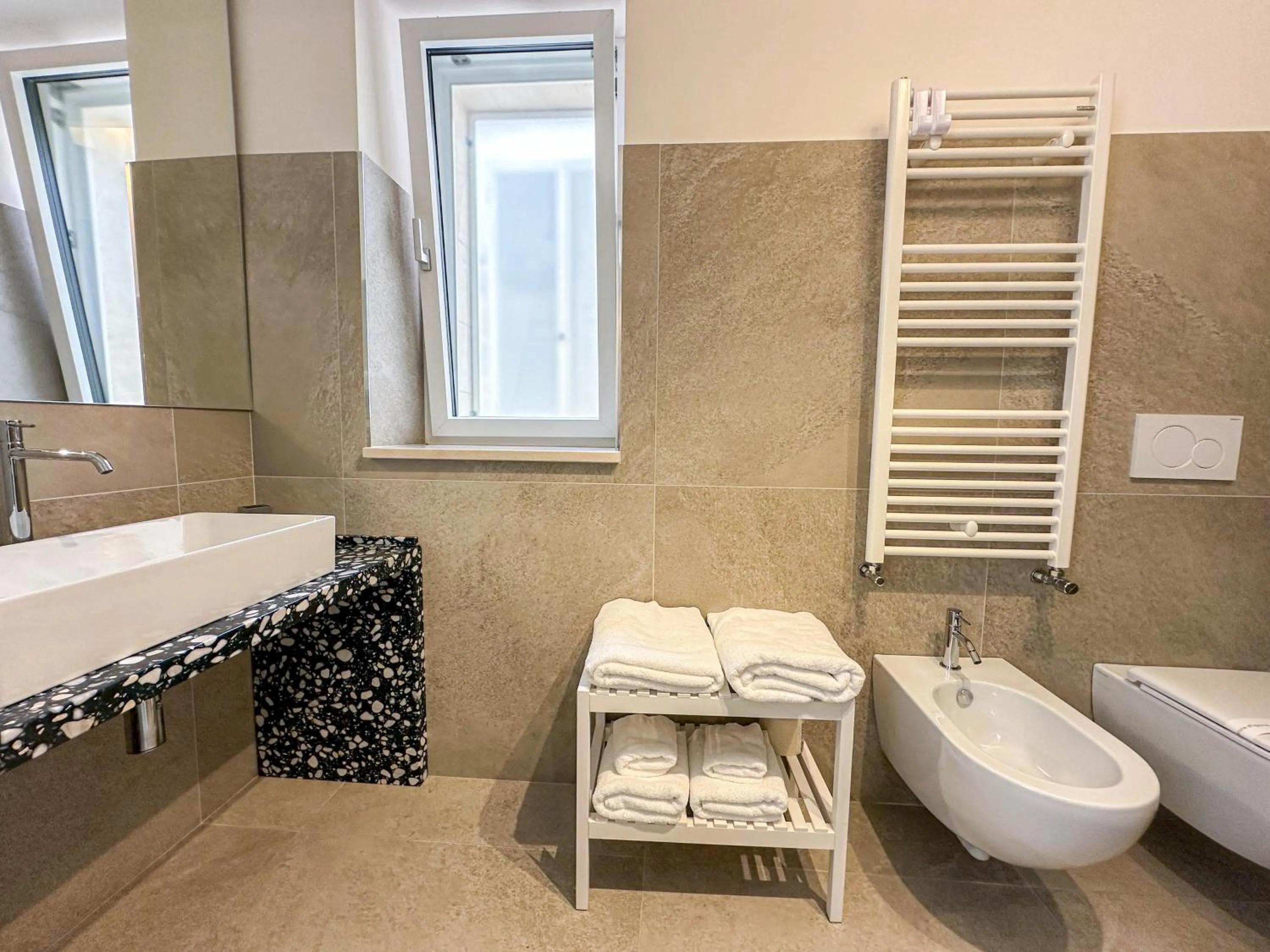 Toilet in Profumi di Primavera Luxury Rooms & Suite