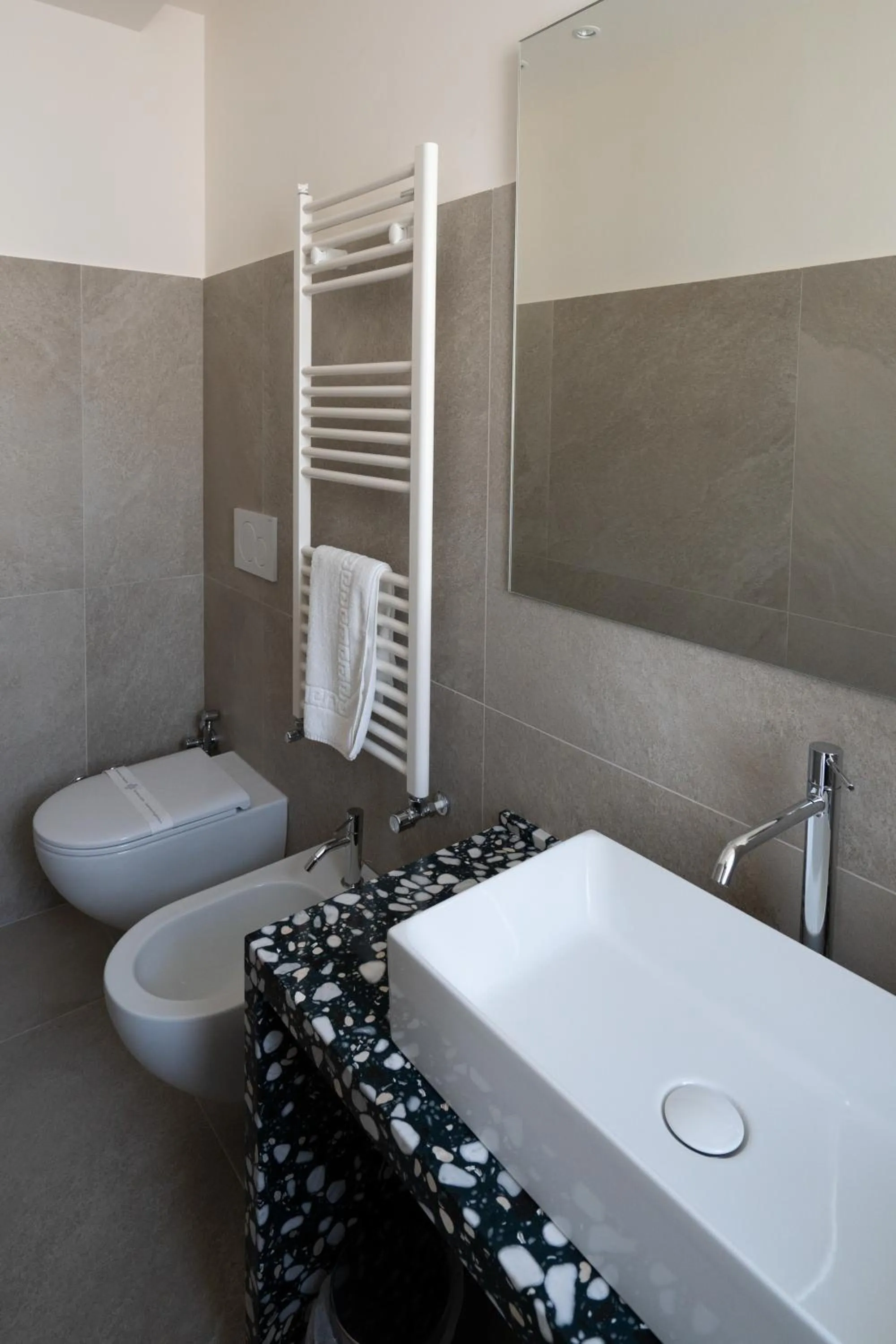 Toilet in Profumi di Primavera Luxury Rooms & Suite