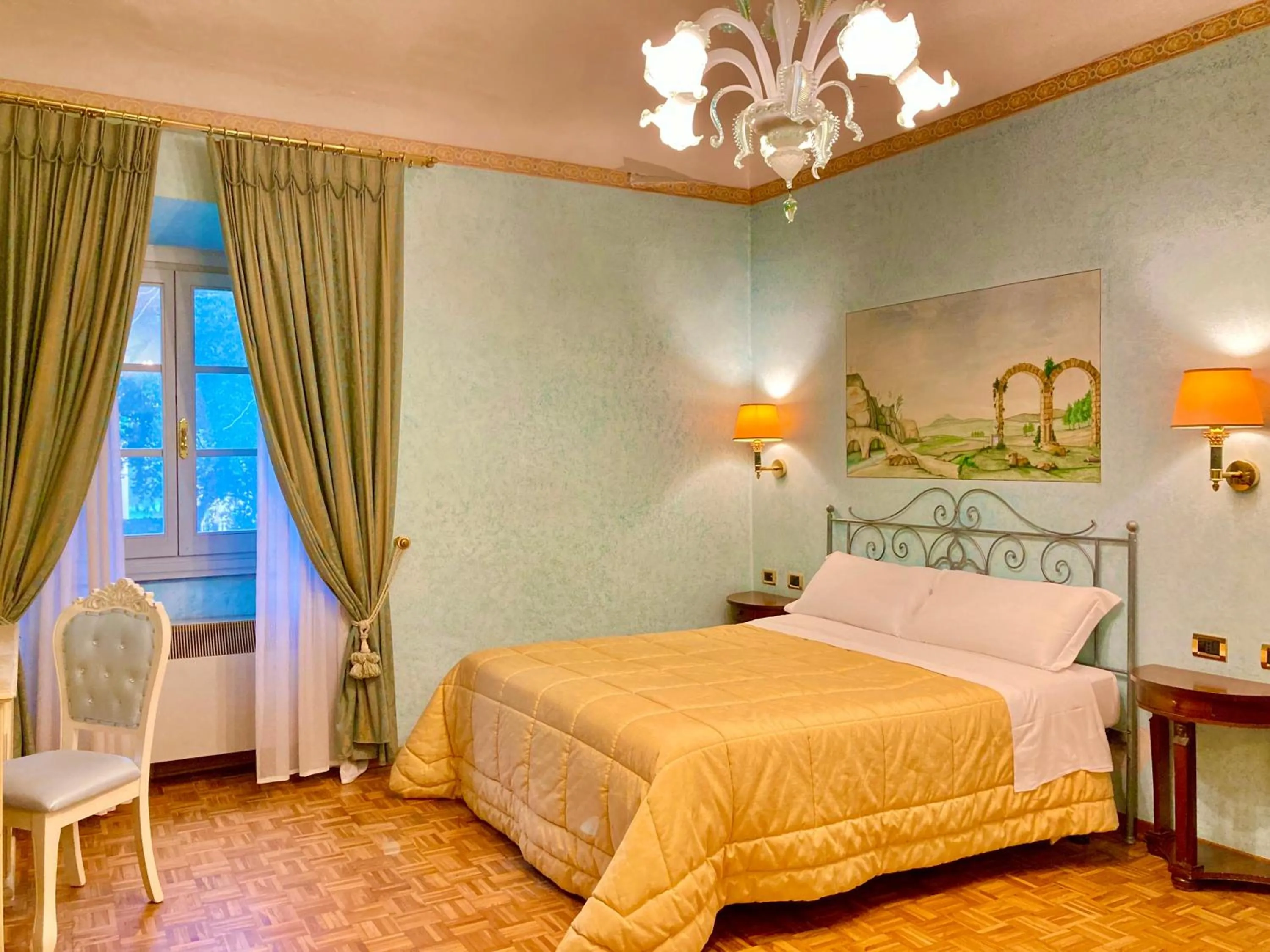 Bedroom, Bed in Fantastic Garden - Firenze Nord