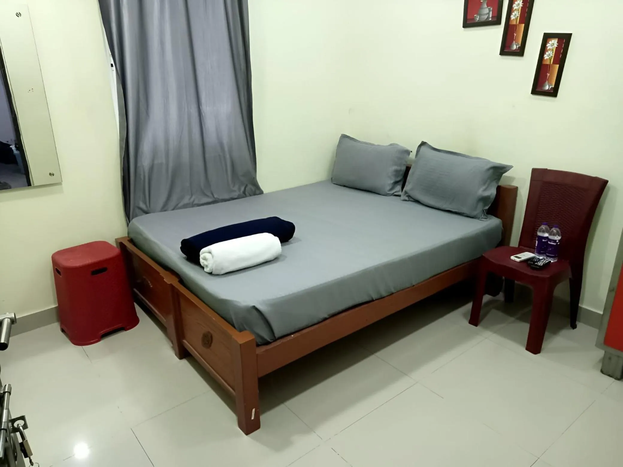 Bed in Hotel Yellow Bells