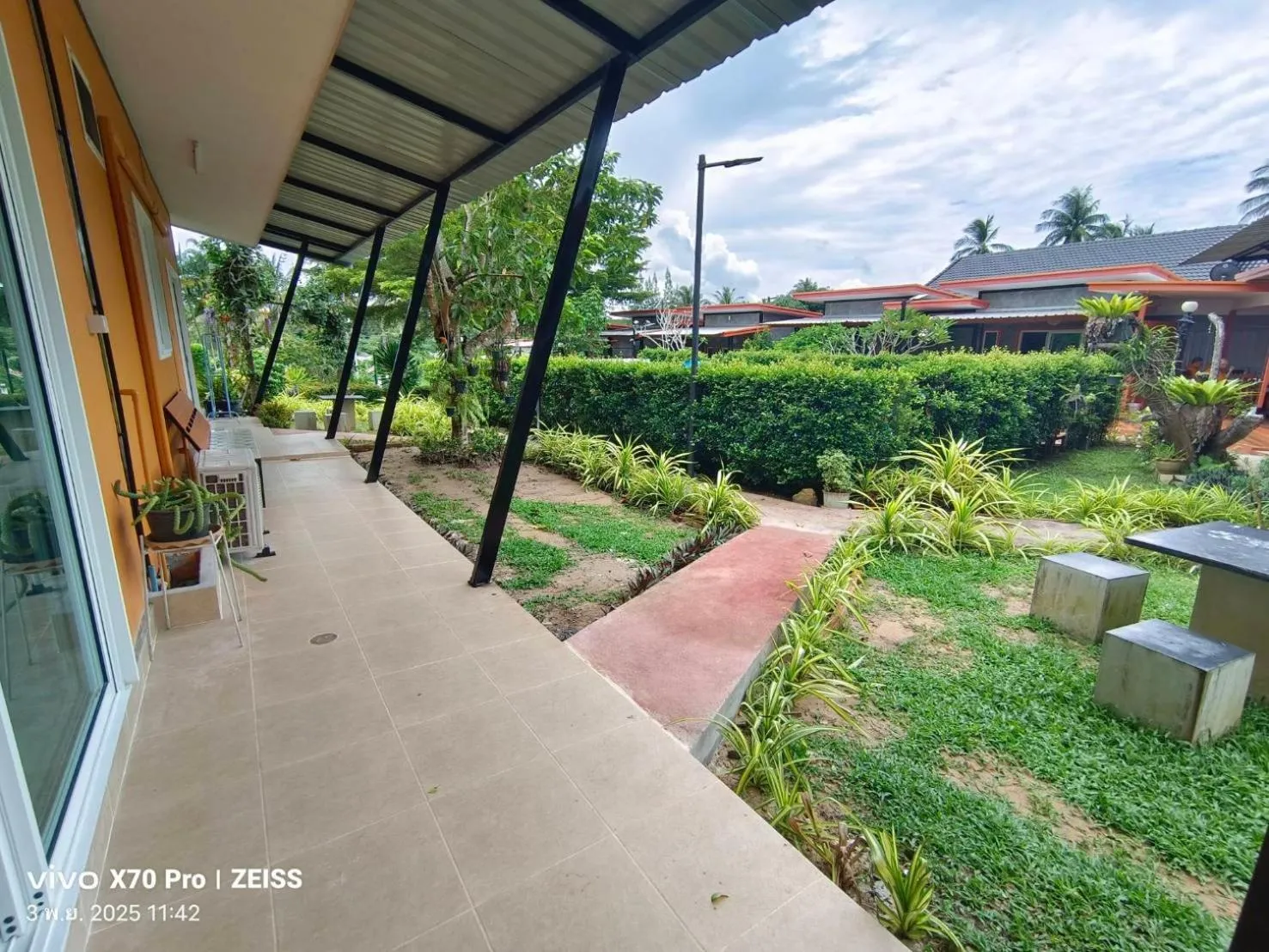 Property building in Da-Kanda Boutique