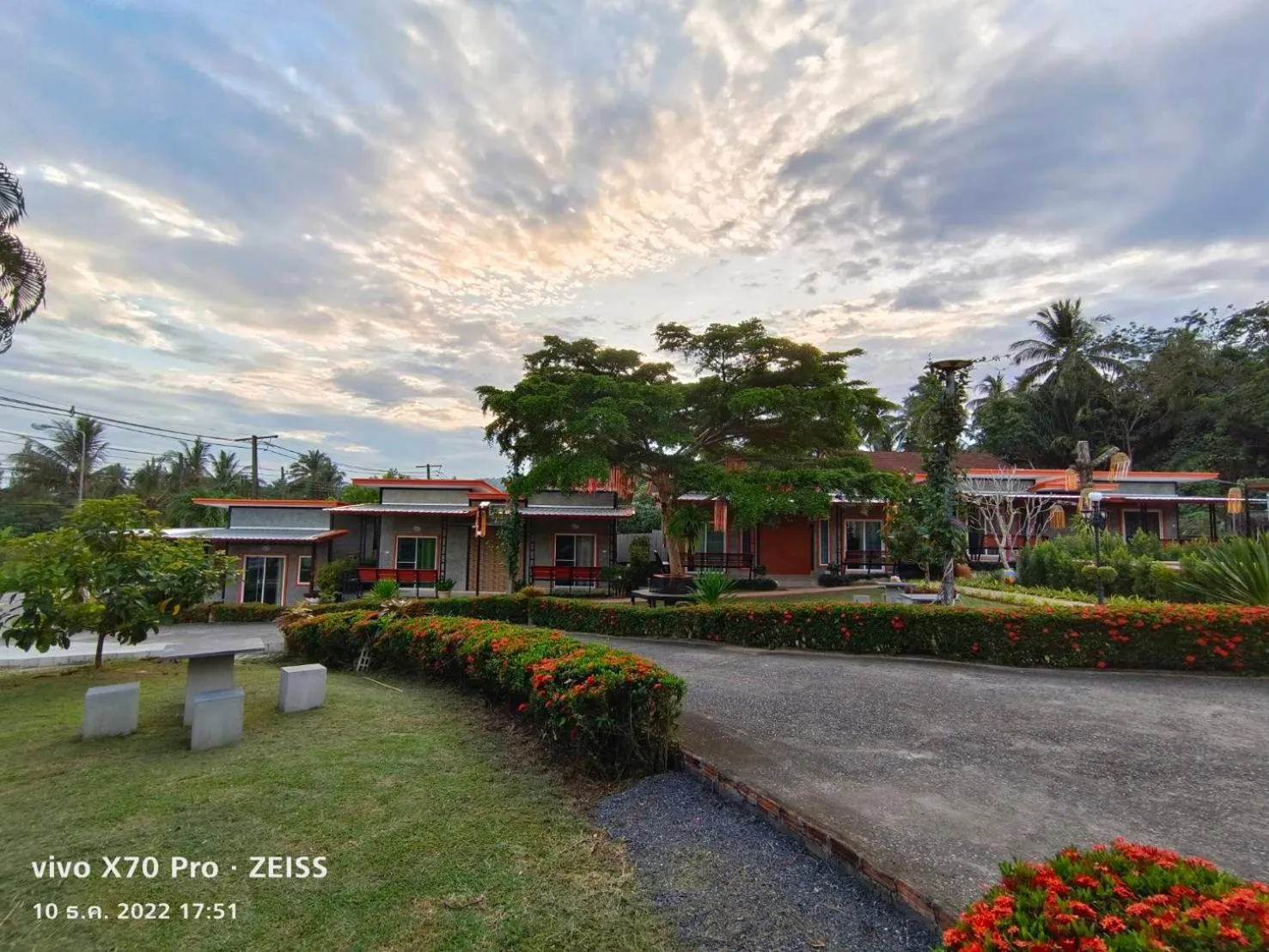 Garden in Da-Kanda Boutique