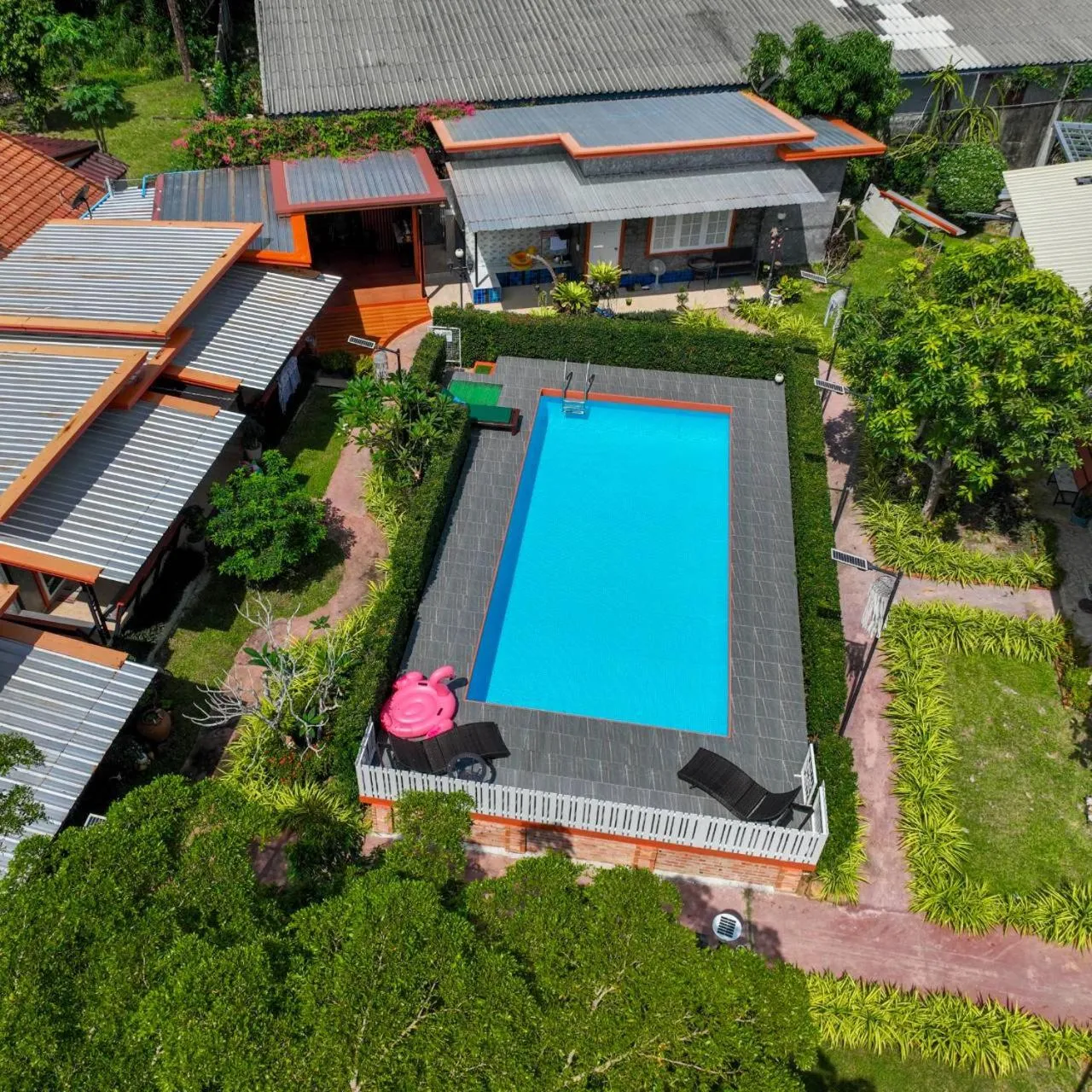 Pool view in Da-Kanda Boutique