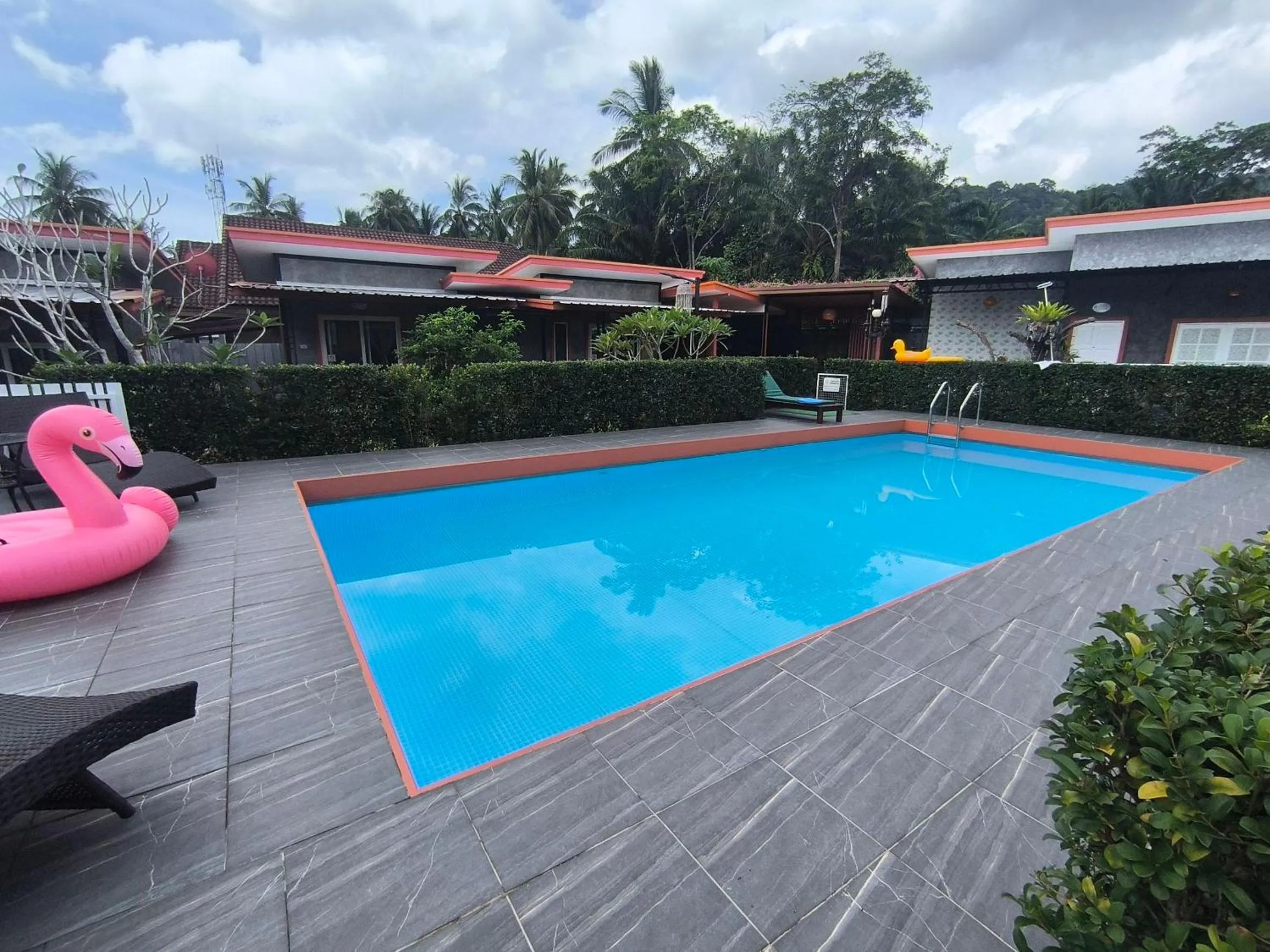 Swimming pool in Da-Kanda Boutique