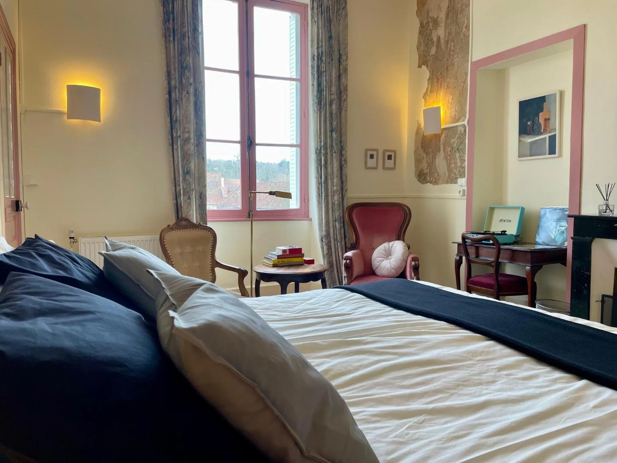 Bed in Villa Vallière bed&breakfast