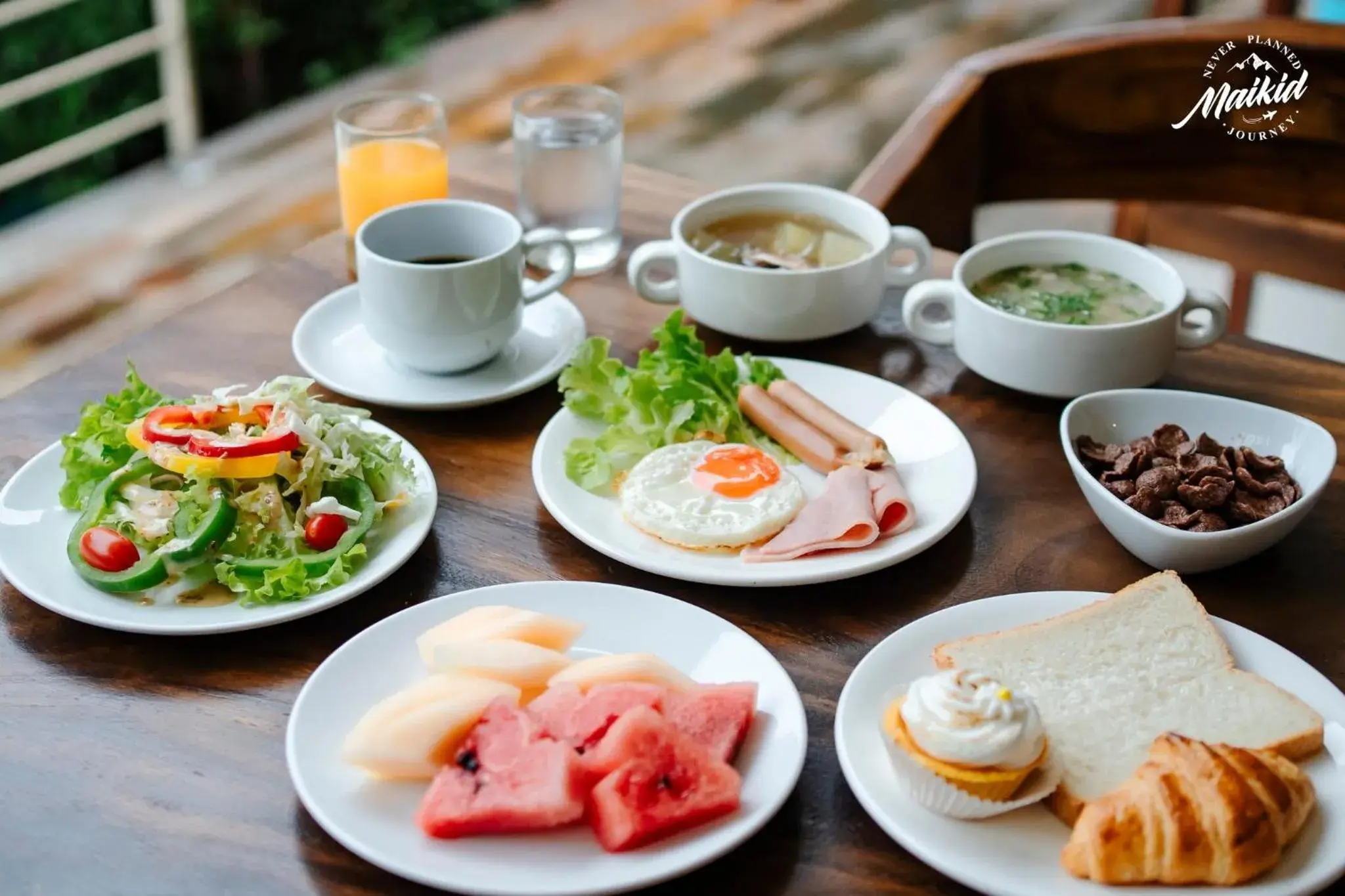 Breakfast in Diamond Beach Resort Breakfast in Diamond Beach Resort