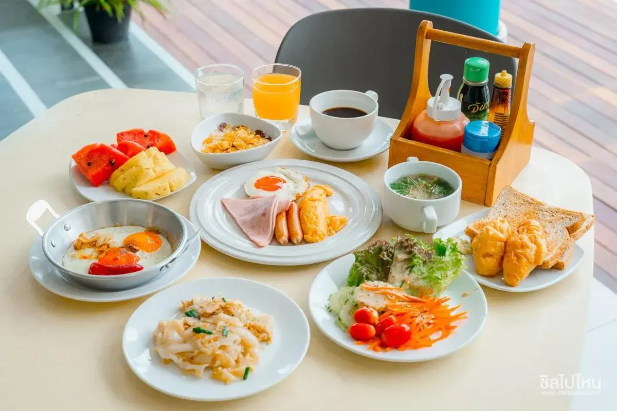 Breakfast in Diamond Beach Resort Breakfast in Diamond Beach Resort