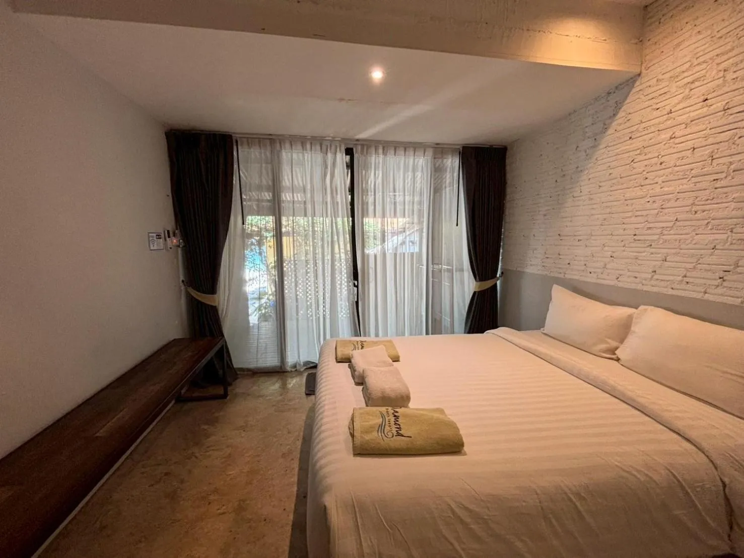 View (from property/room), Bed in Diamond Beach Resort