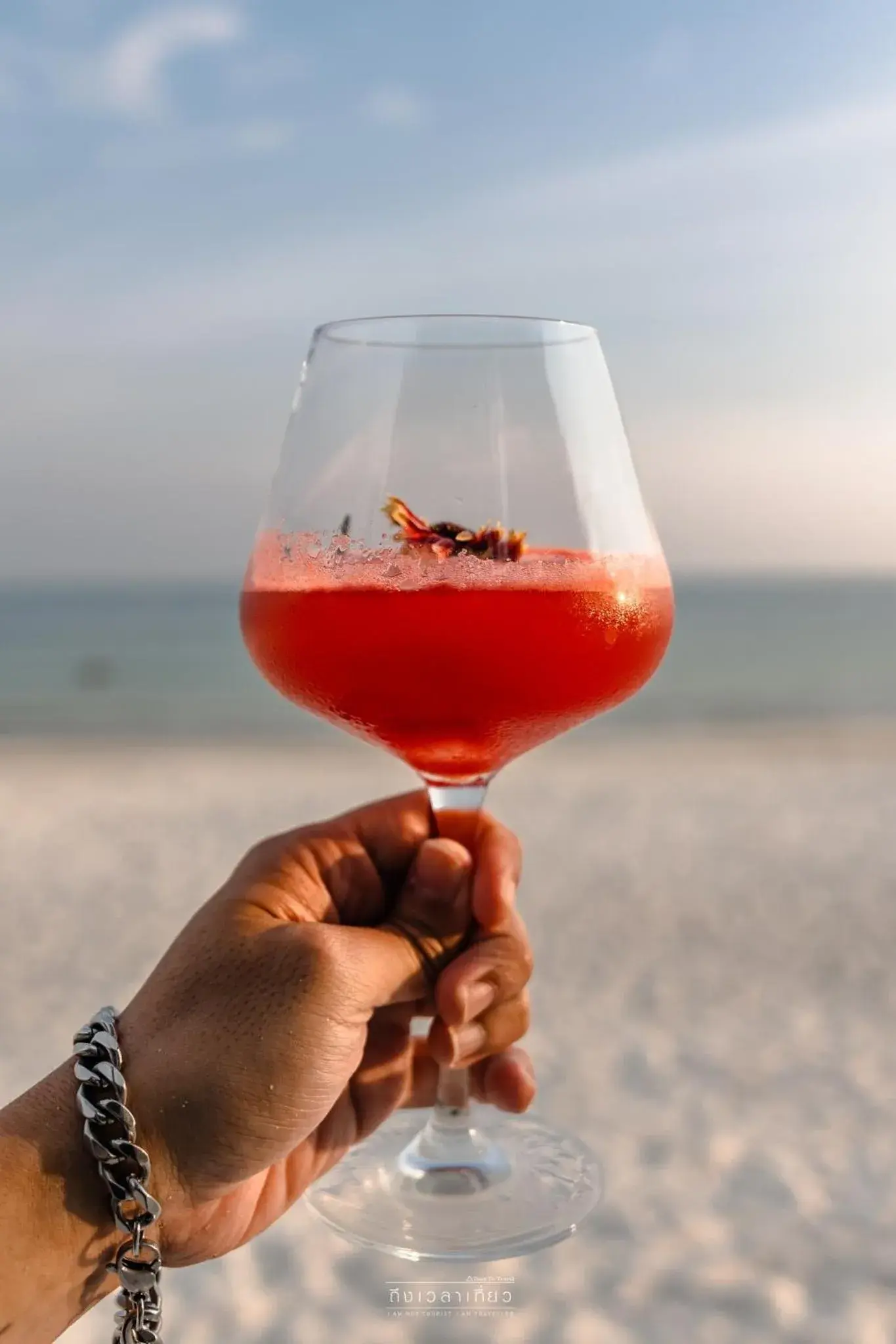 Lounge or bar in Diamond Beach Resort Lounge or bar in Diamond Beach Resort