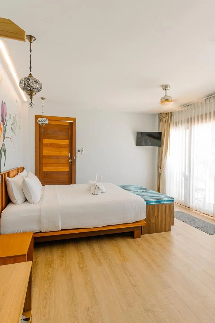 Sea view, Bed in Diamond Beach Resort