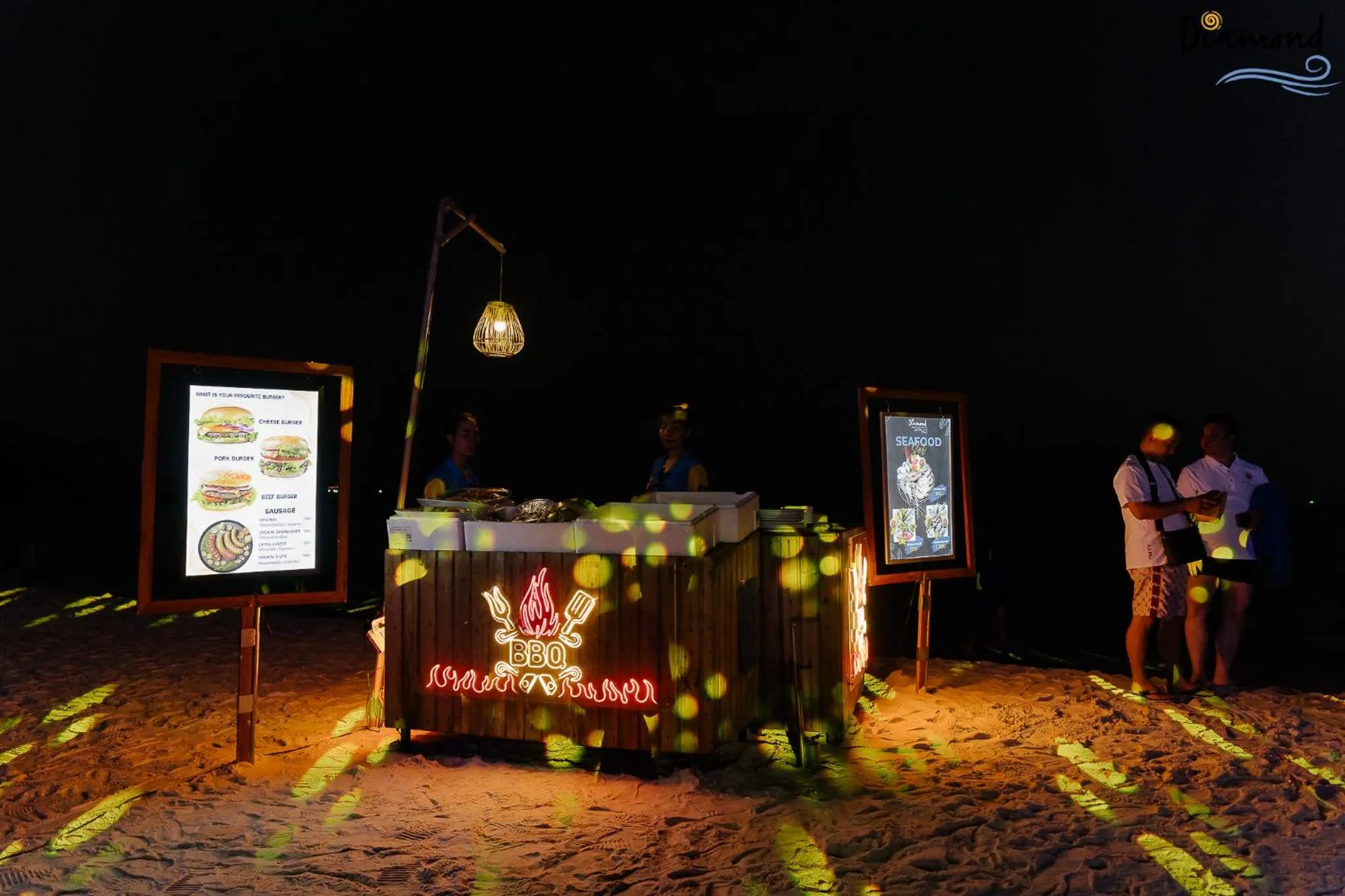 Lounge or bar in Diamond Beach Resort