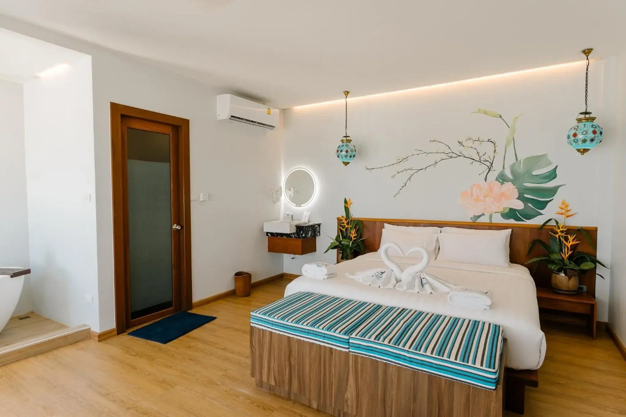 Photo of the whole room, Bed in Diamond Beach Resort Photo of the whole room, Bed in Diamond Beach Resort