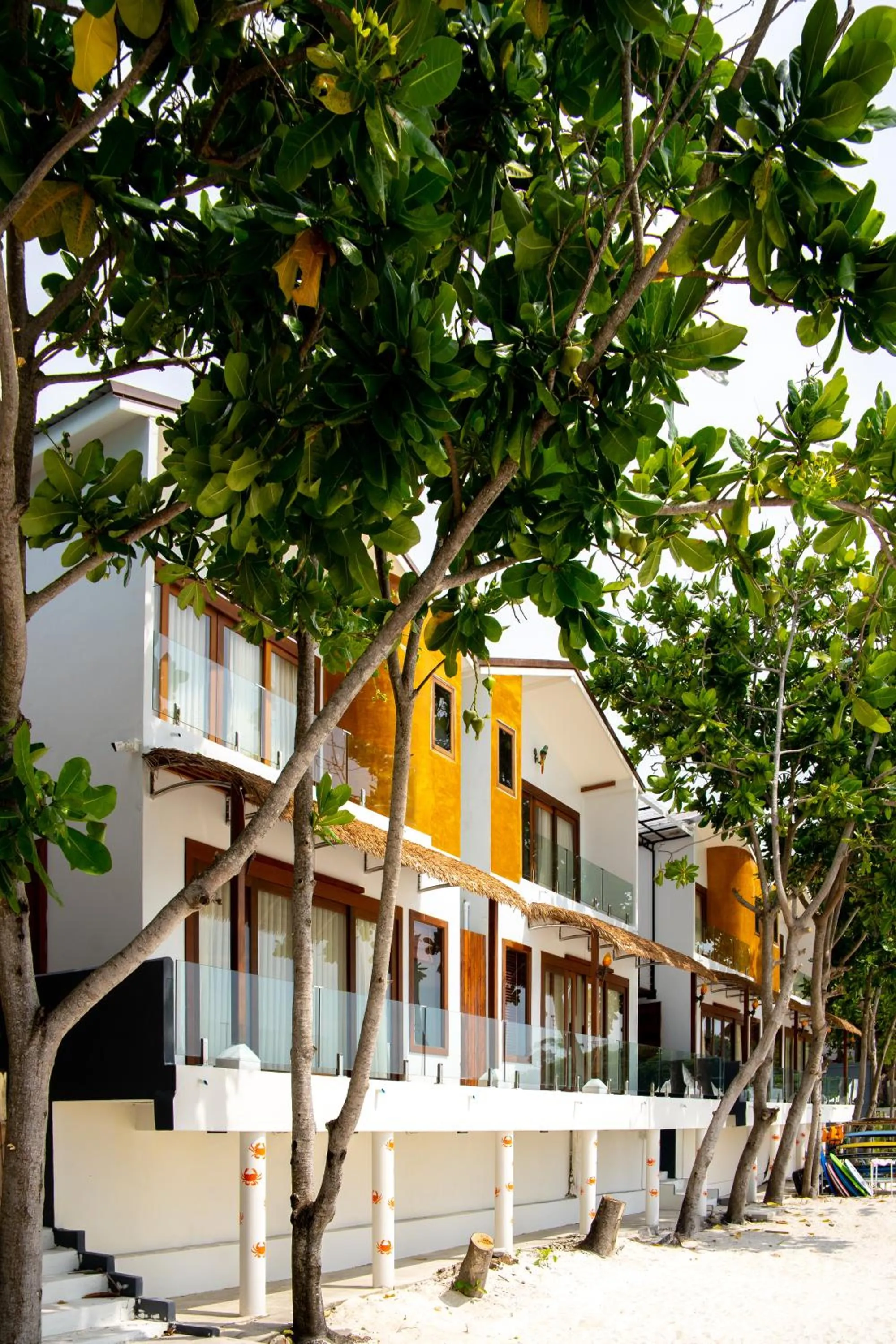 Property building in Diamond Beach Resort