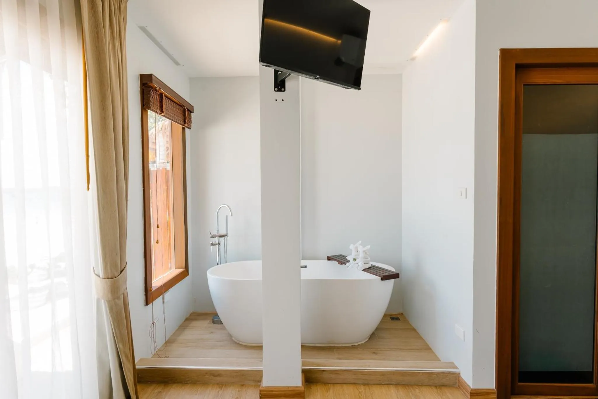 Bath in Diamond Beach Resort