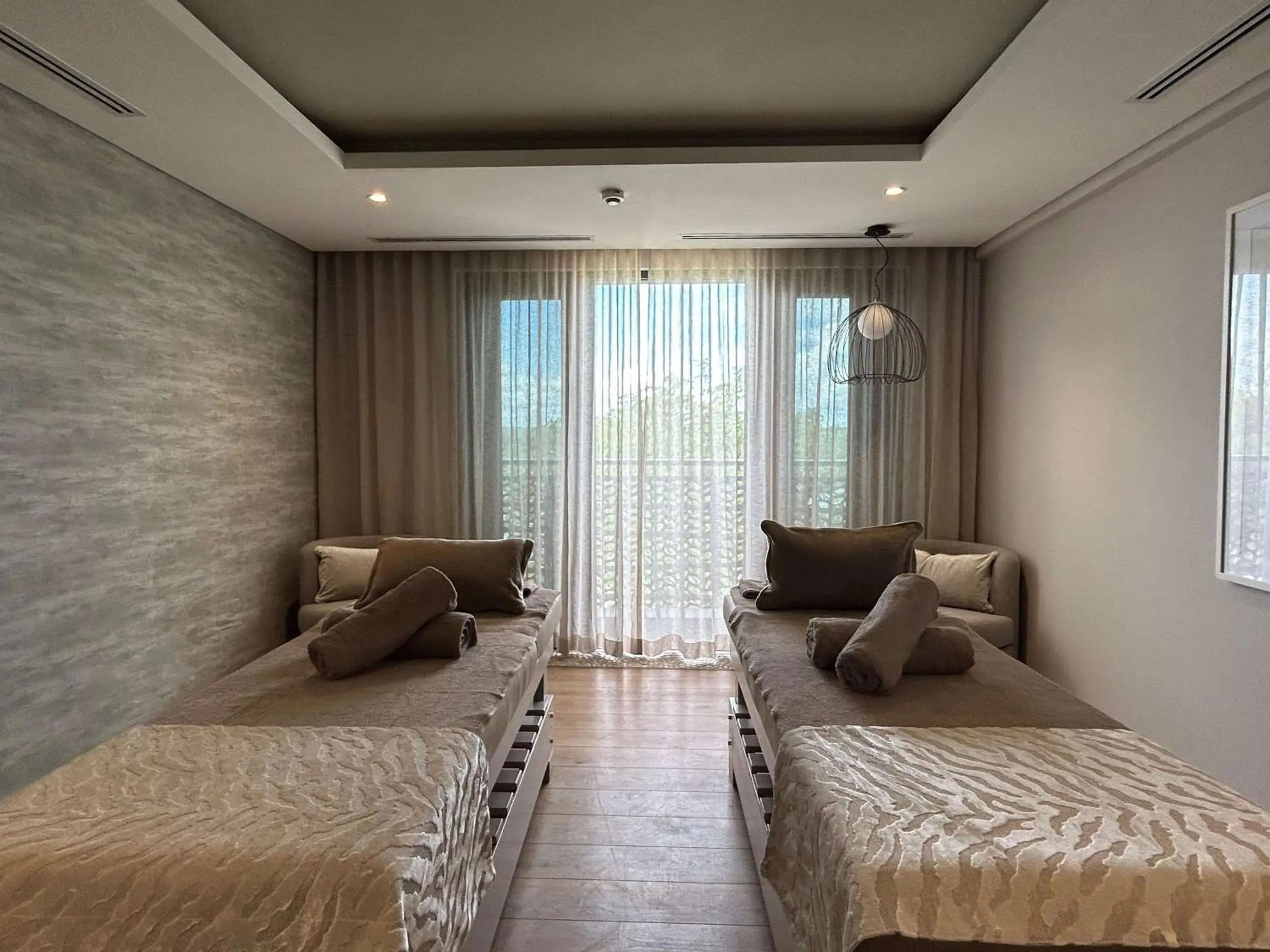 Spa and wellness centre/facilities, Bed in Radisson Blu Mosi-oa-Tunya Livingstone Resort Spa and wellness centre/facilities, Bed in Radisson Blu Mosi-oa-Tunya Livingstone Resort