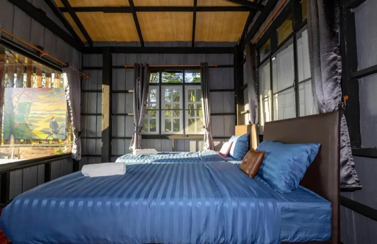 Bed in Flower hill 180 Bed in Flower hill 180