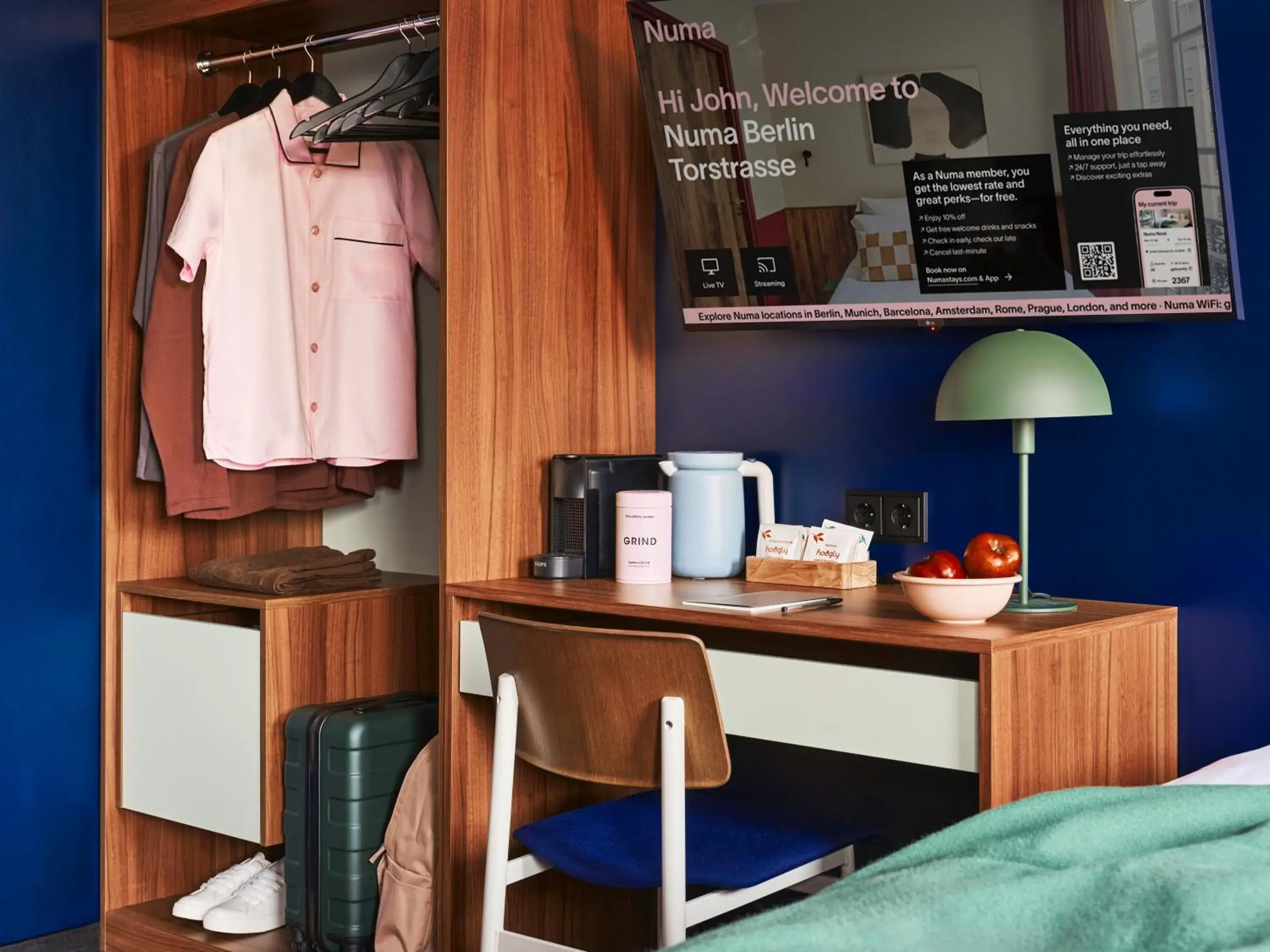 Large Room with Balcony - Accessible in Numa Berlin Torstrasse Large Room with Balcony - Accessible in Numa Berlin Torstrasse