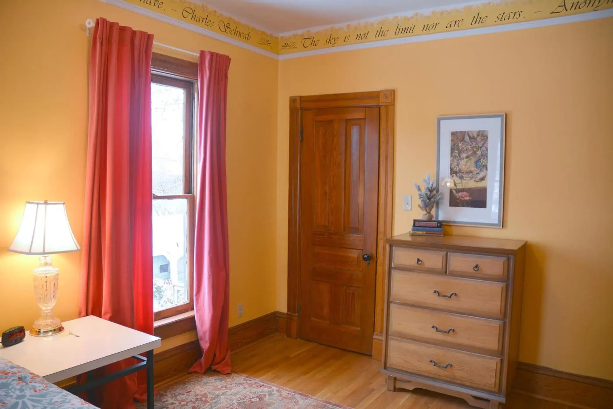 Double Room with Shared Bathroom in Art and Lodging Double Room with Shared Bathroom in Art and Lodging