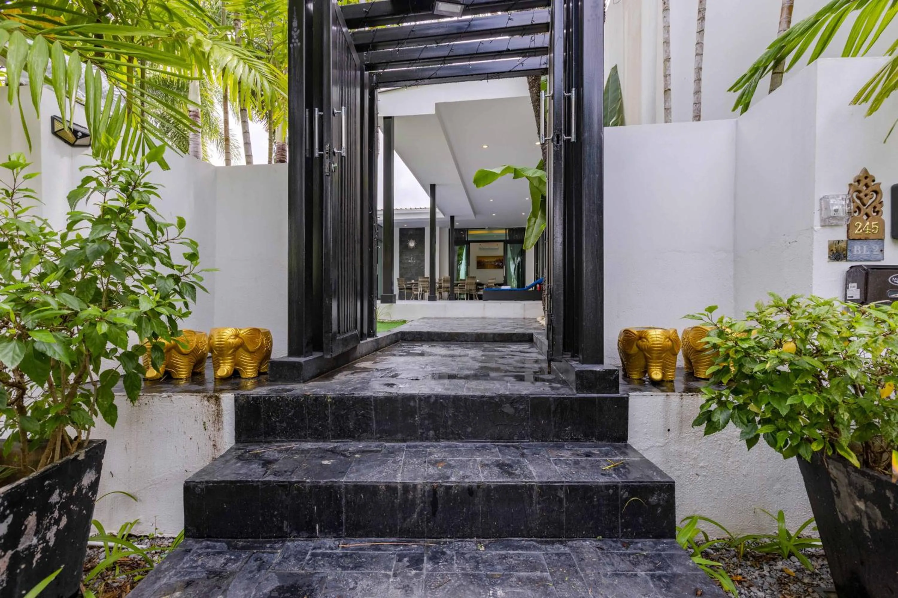 3 Bedroom Pool Villa BL2