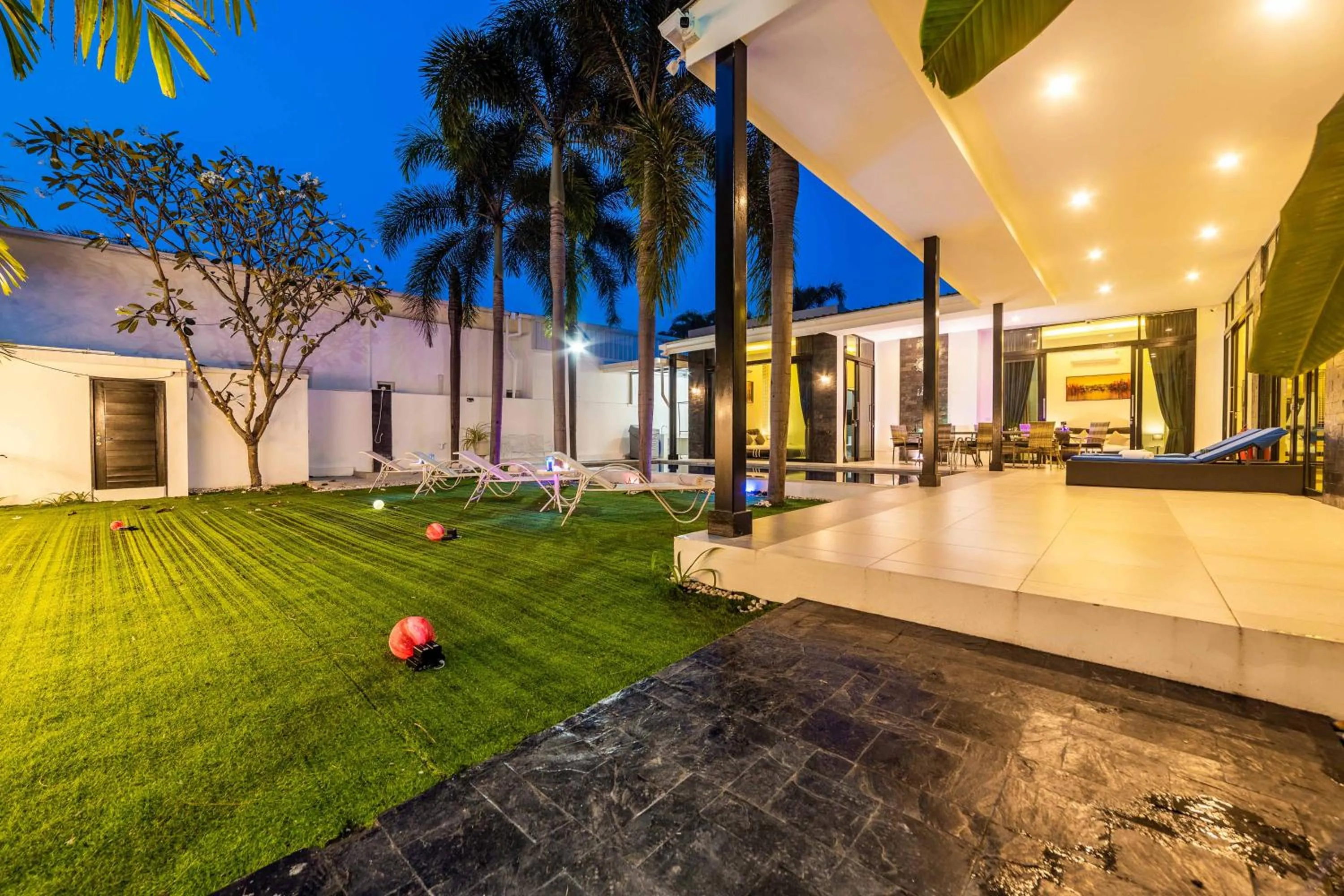 3 Bedroom Pool Villa BL2