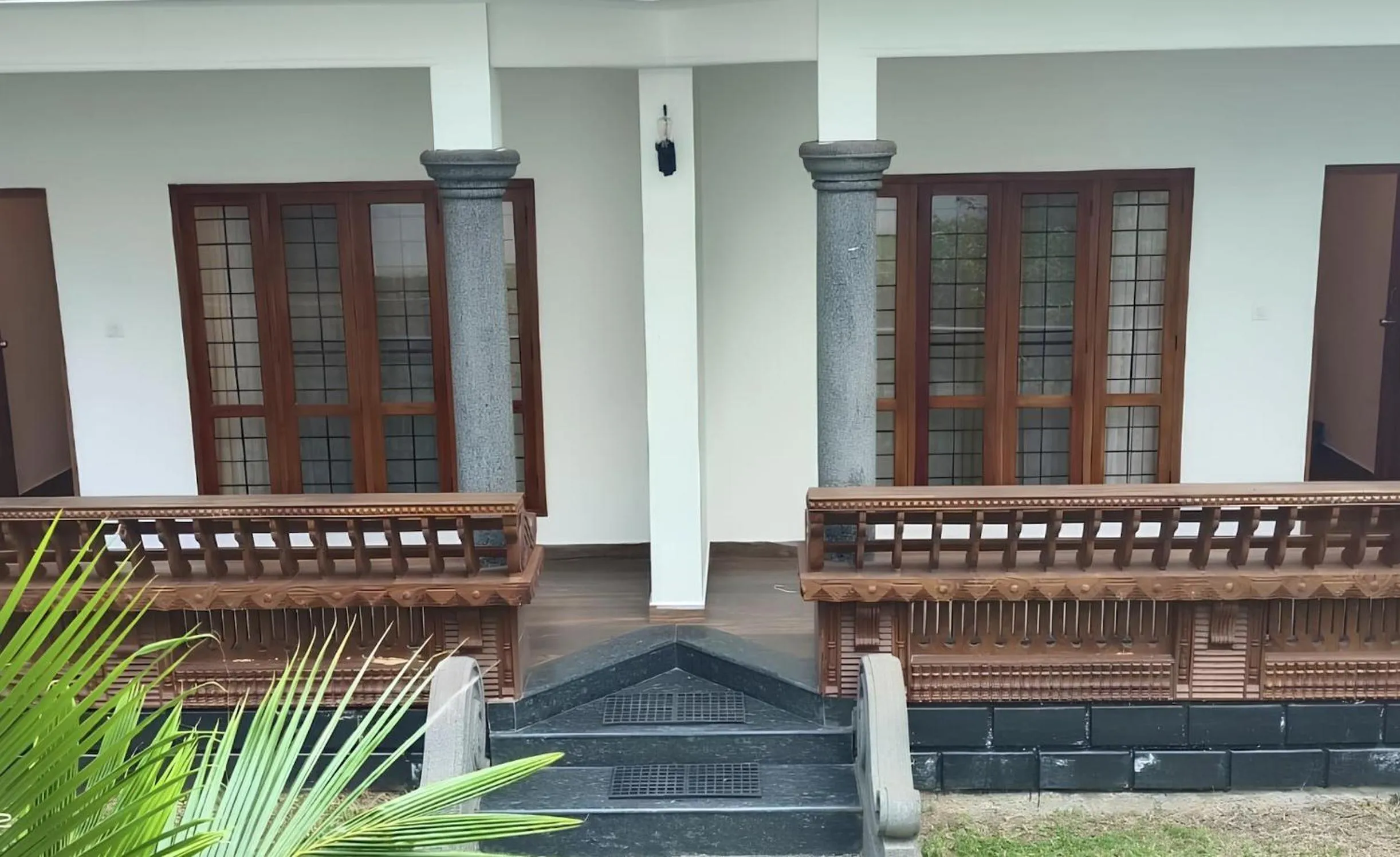 Balcony/Terrace in Avadale Thekkady - Stag Groups Not Allowed