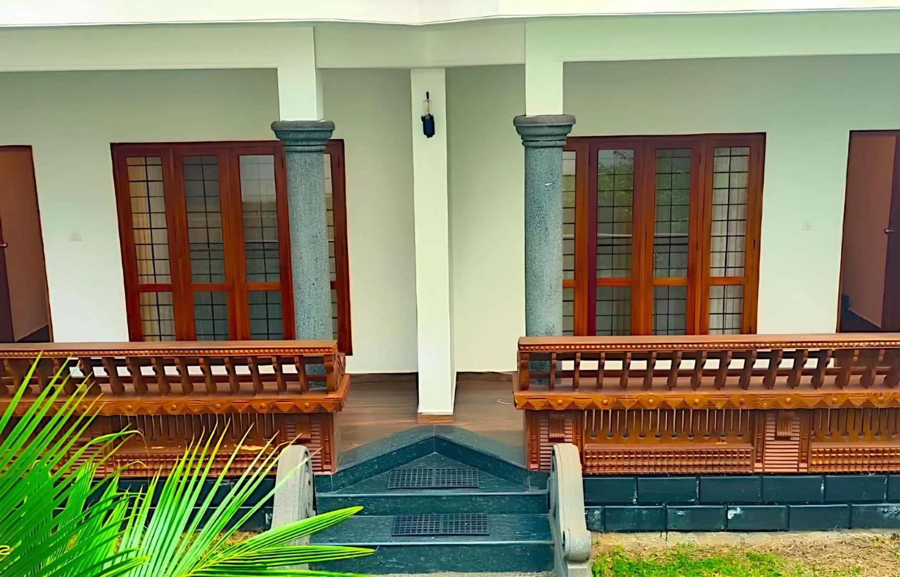 Balcony/Terrace in Avadale Thekkady - Stag Groups Not Allowed