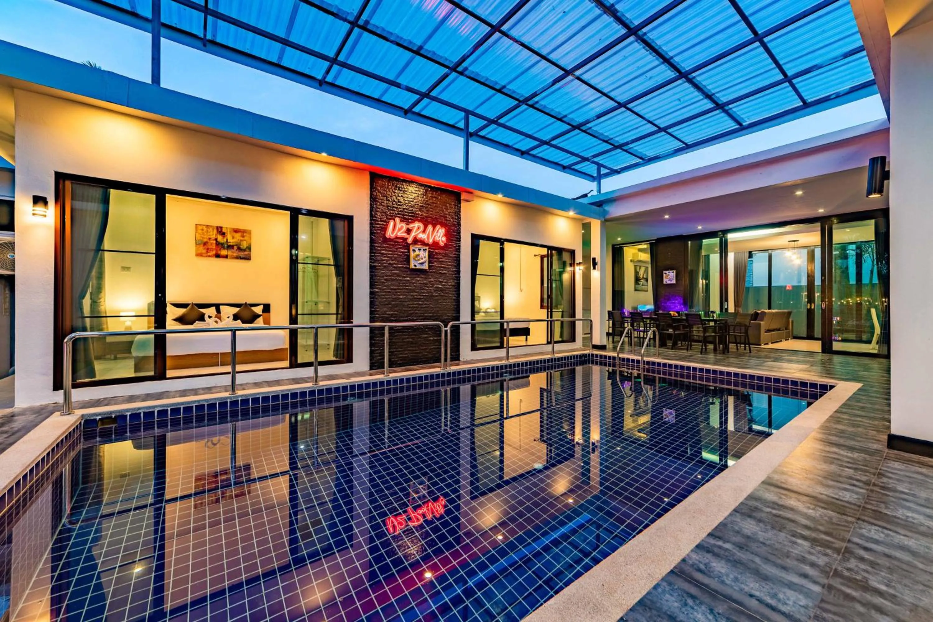 4 Bedroom Modern Pool Villa BL10