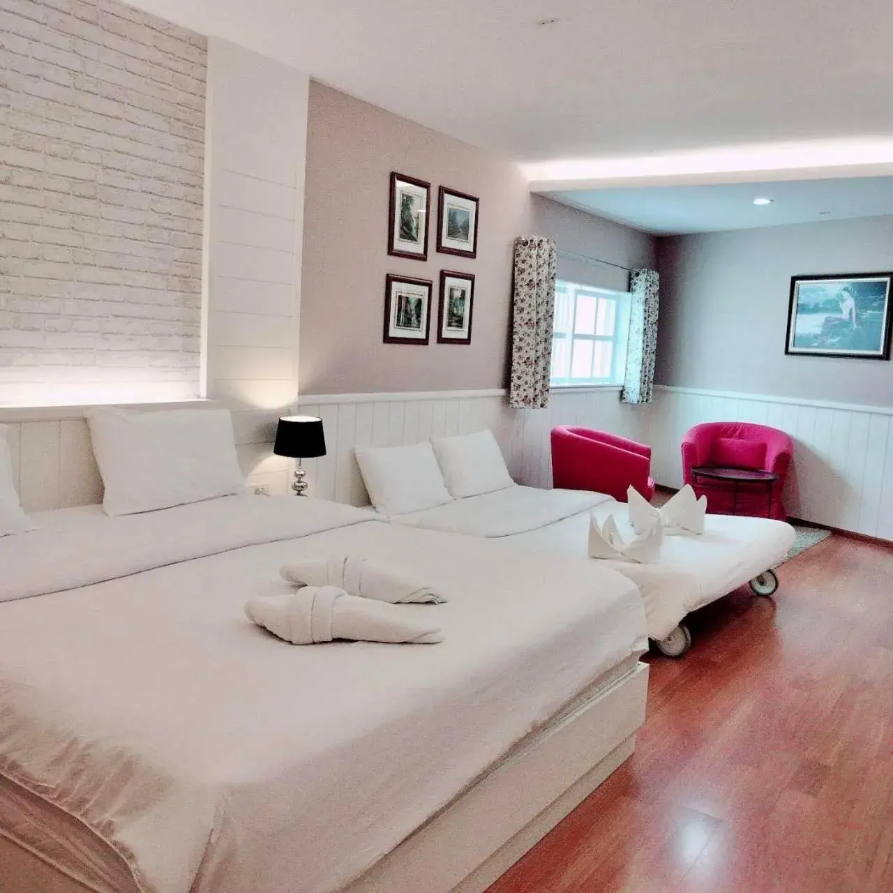 Family Room with Garden View in Sabai Dee Minitel Family Room with Garden View in Sabai Dee Minitel