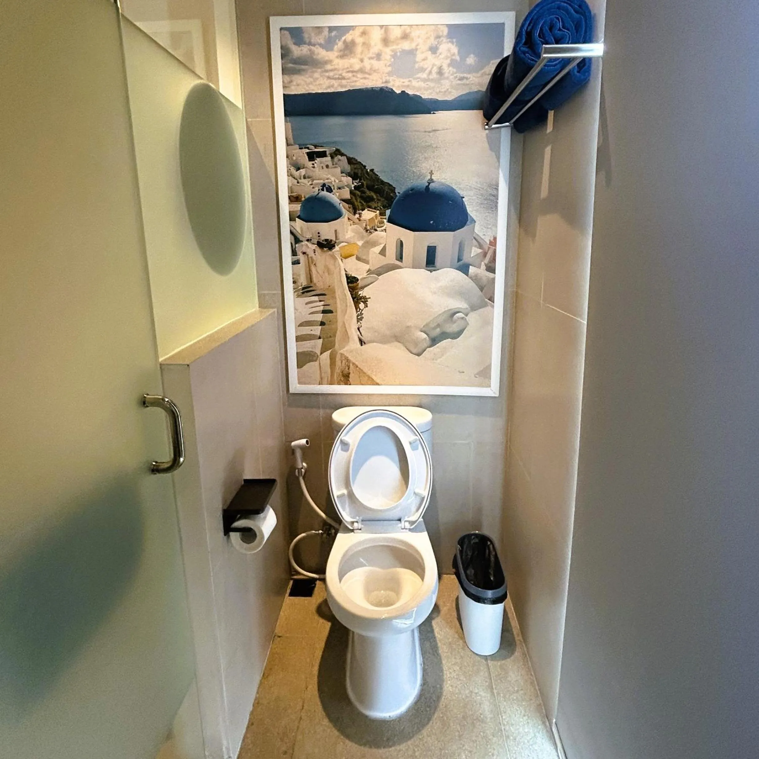 Toilet in Little Mykonos