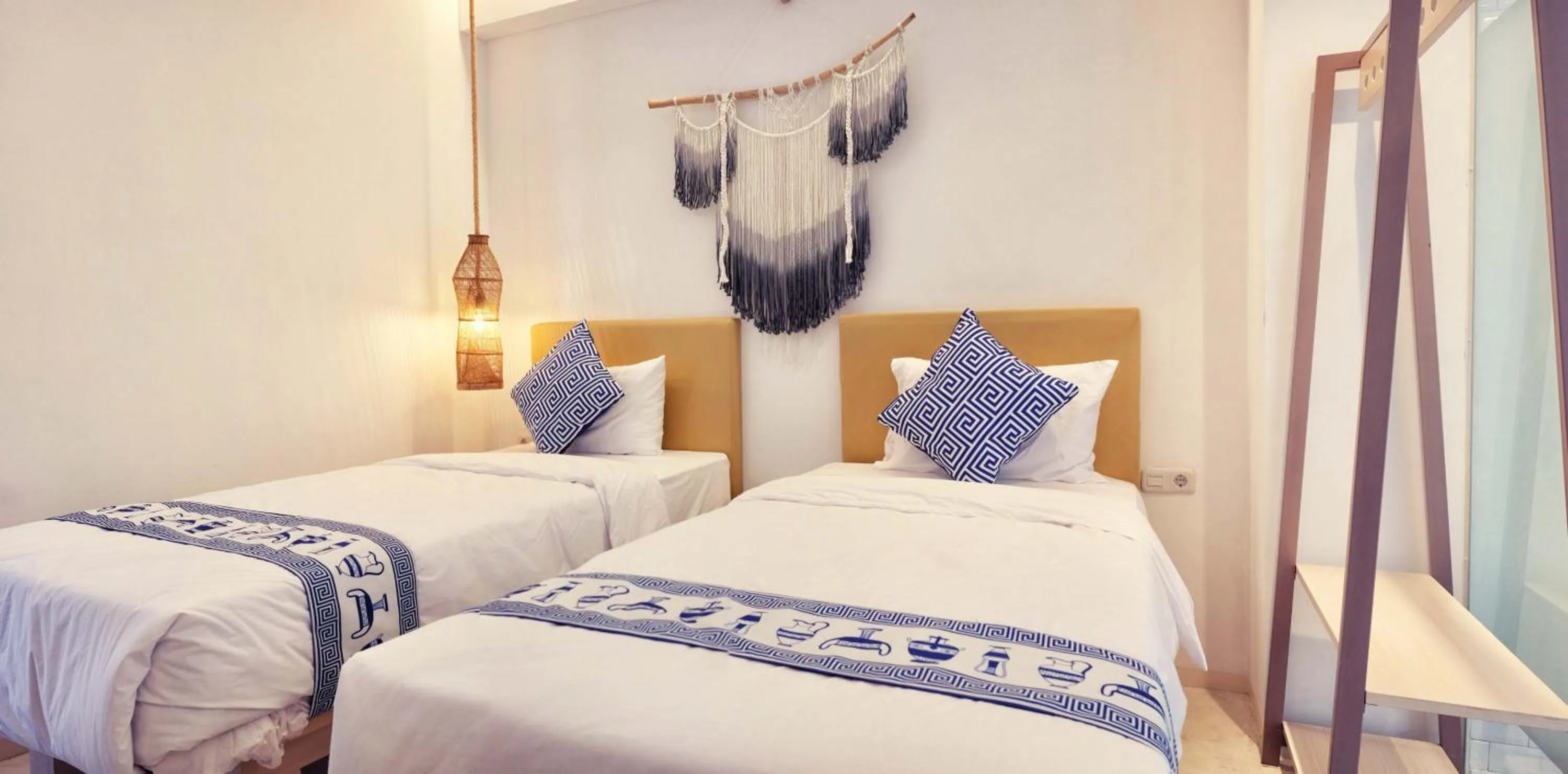 Bed in Little Mykonos