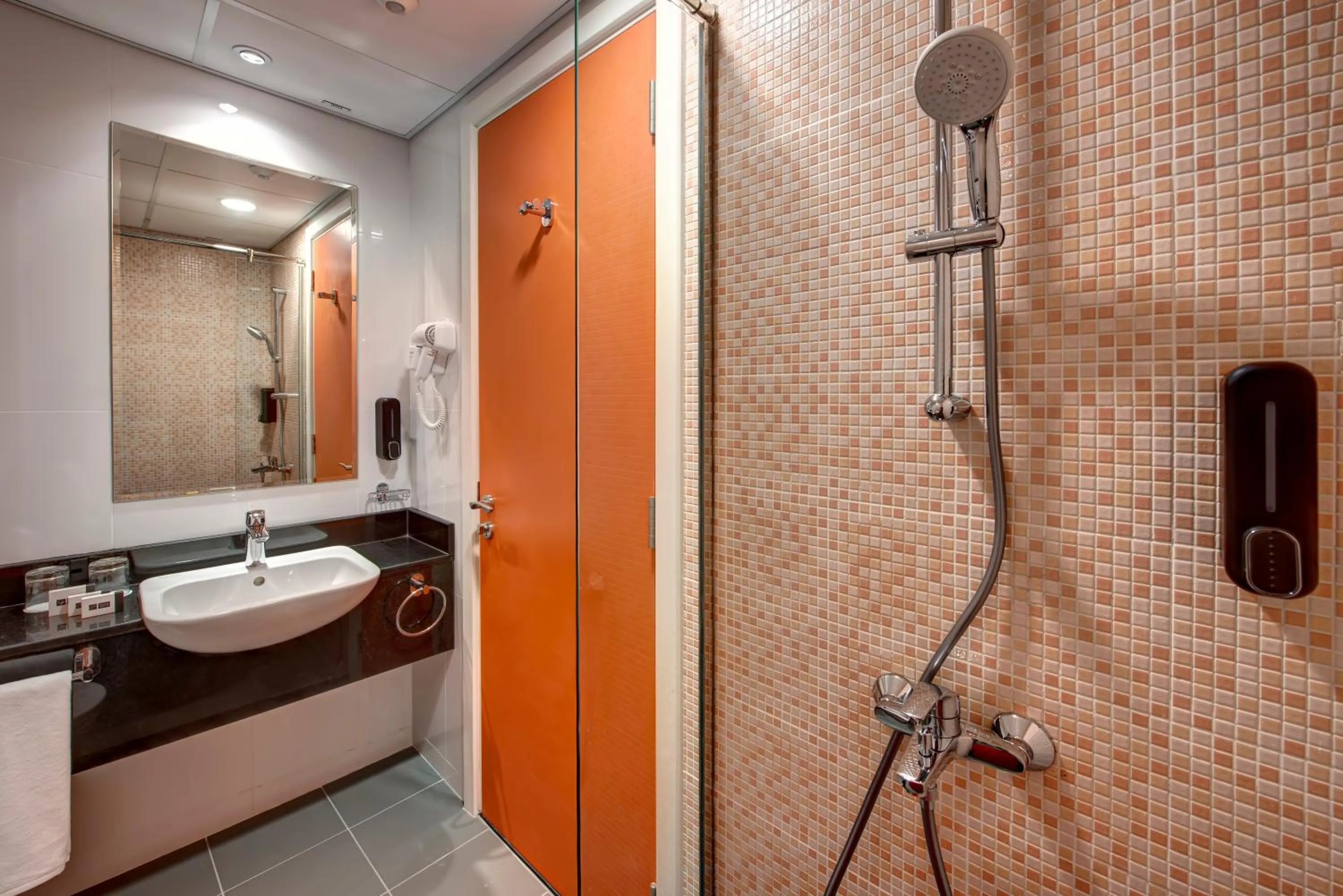 Bathroom in Wescott Hotel