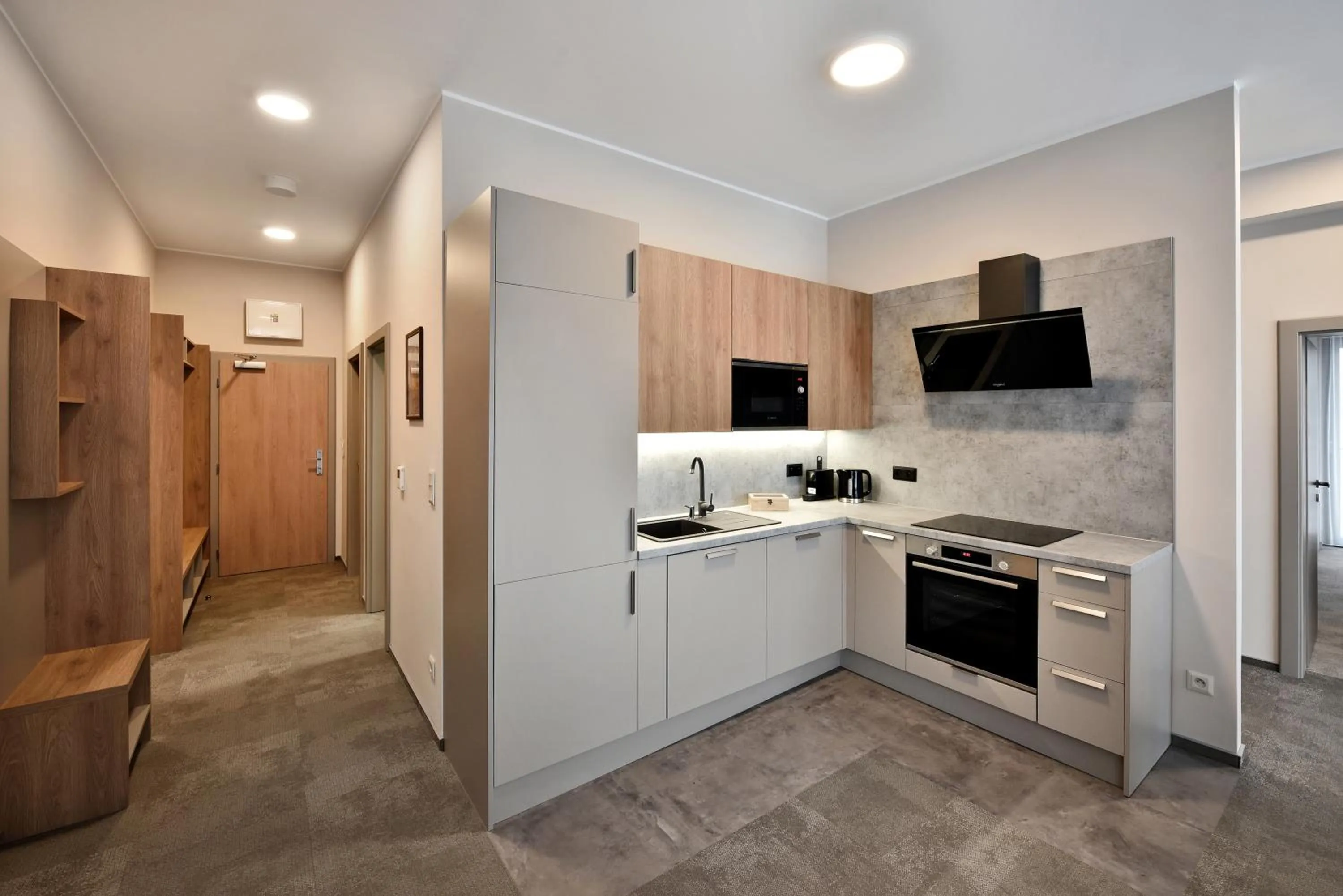 kitchen in APLEND Lake Resort