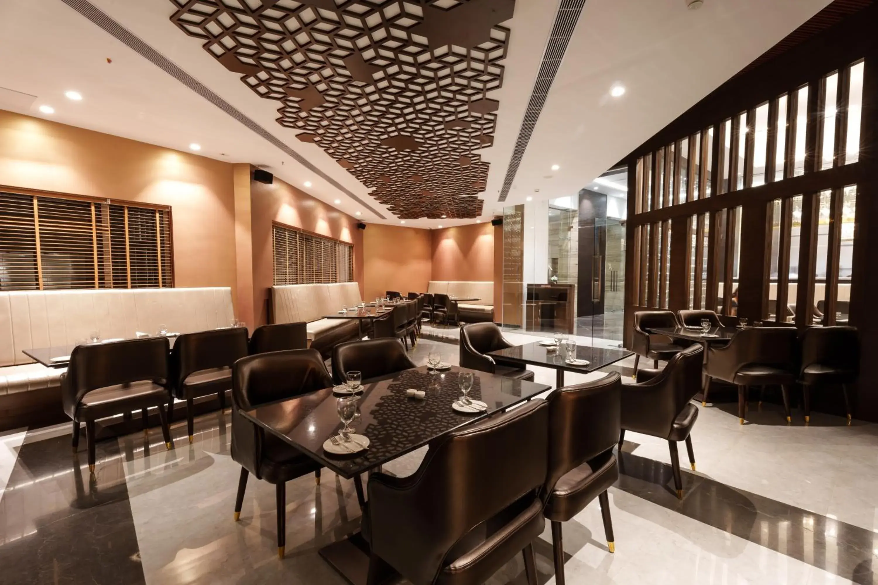 Restaurant/places to eat in Pharos Hotels Restaurant/places to eat in Pharos Hotels