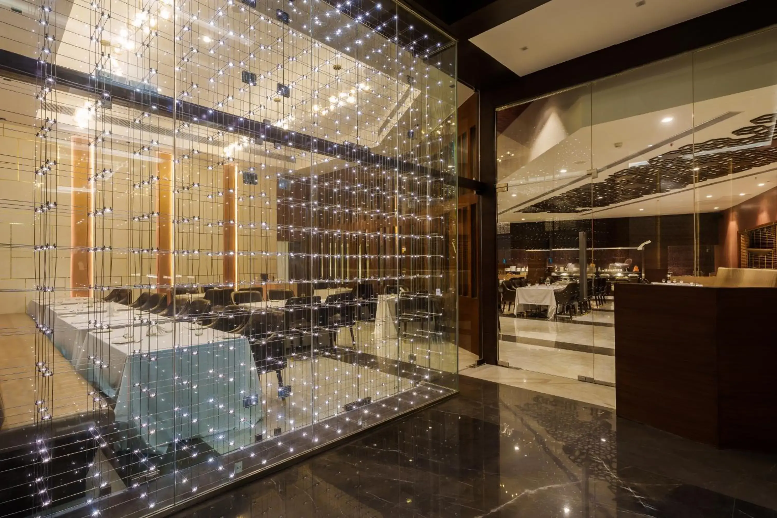 Restaurant/places to eat in Pharos Hotels Restaurant/places to eat in Pharos Hotels