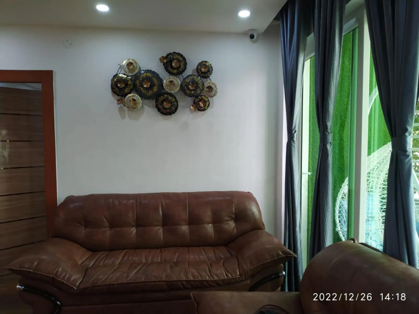 Seating area in Mariya Condo hotel