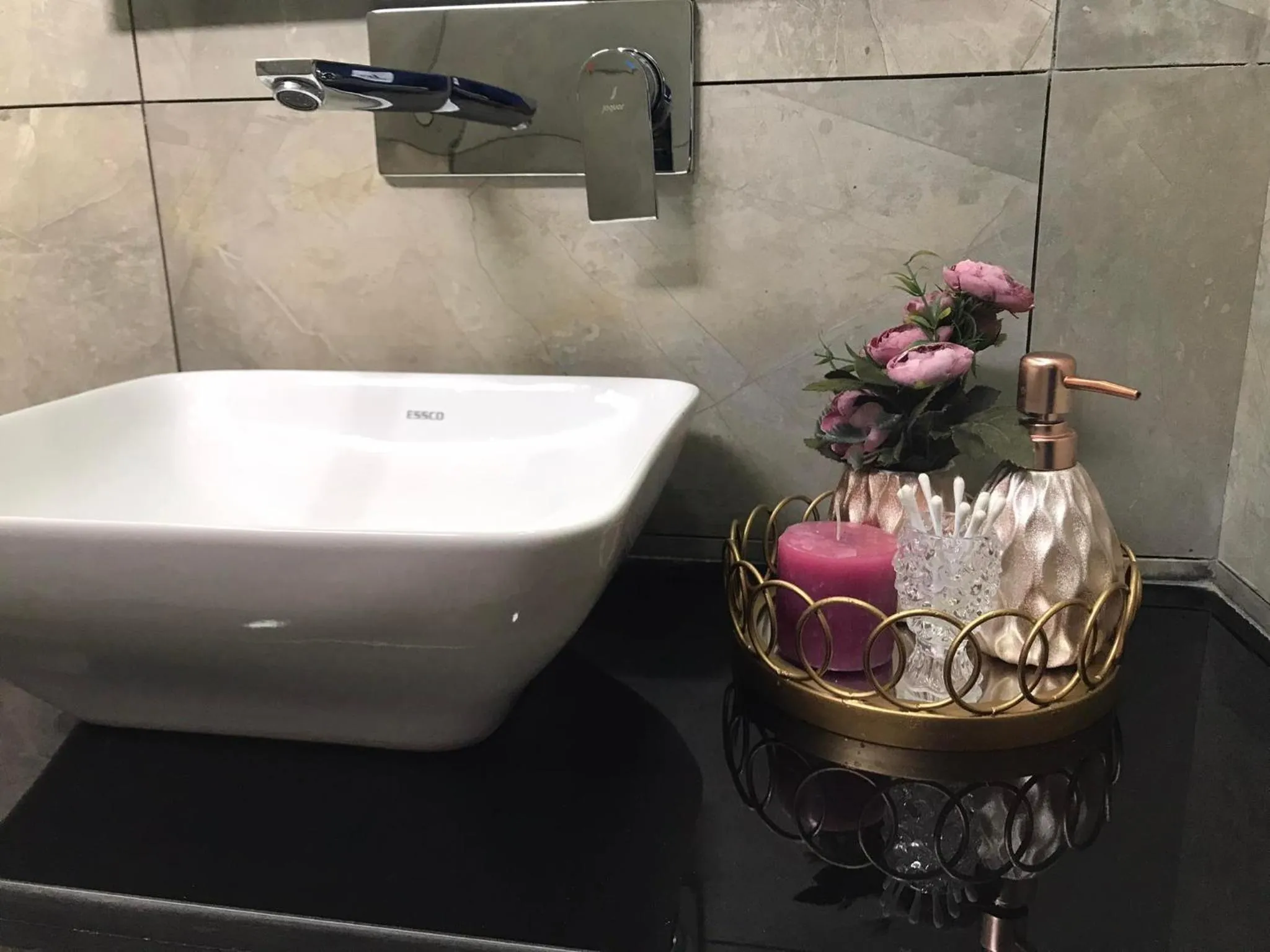 Bathroom in Mariya Condo hotel