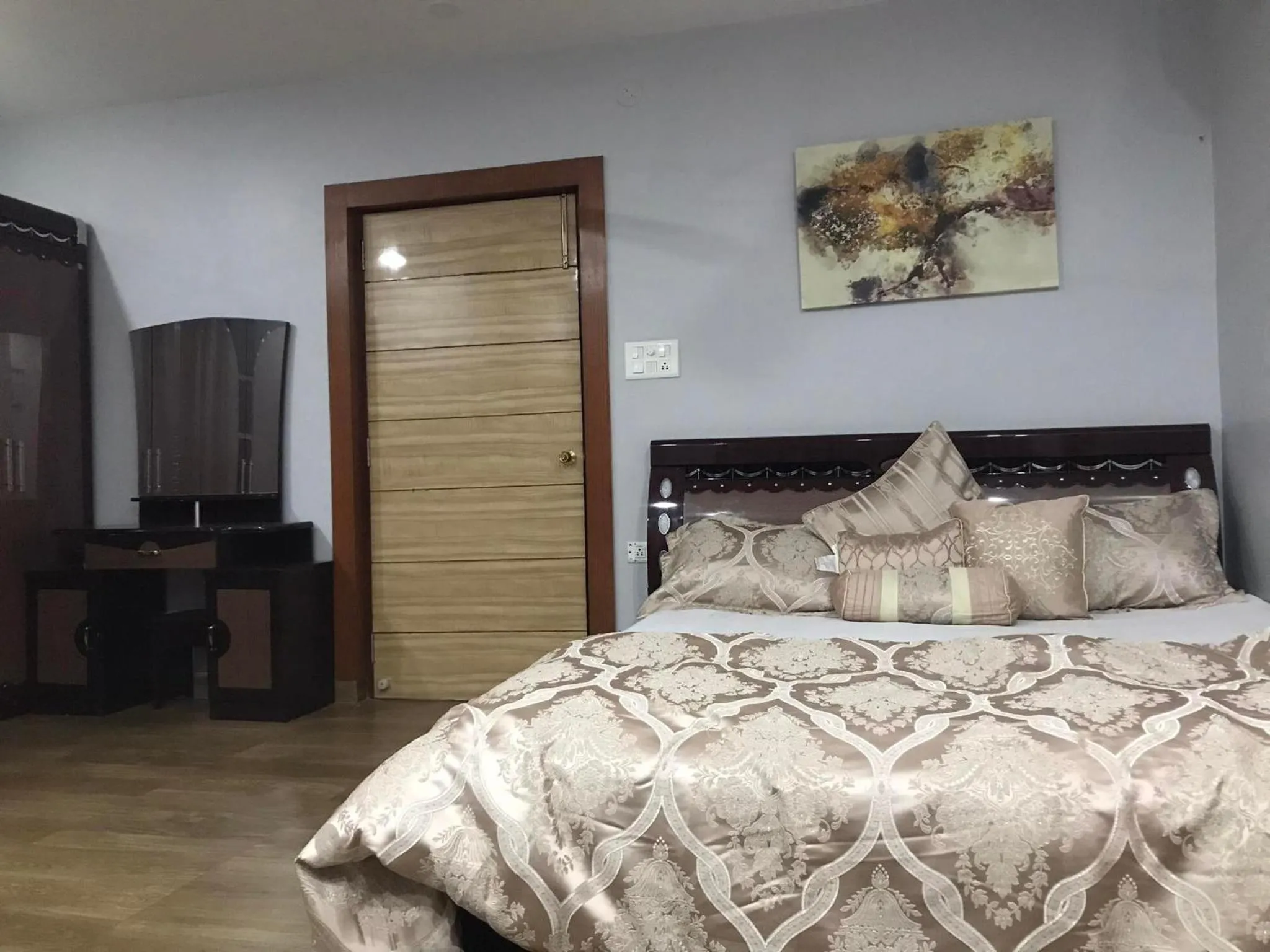 Bedroom, Bed in Mariya Condo hotel