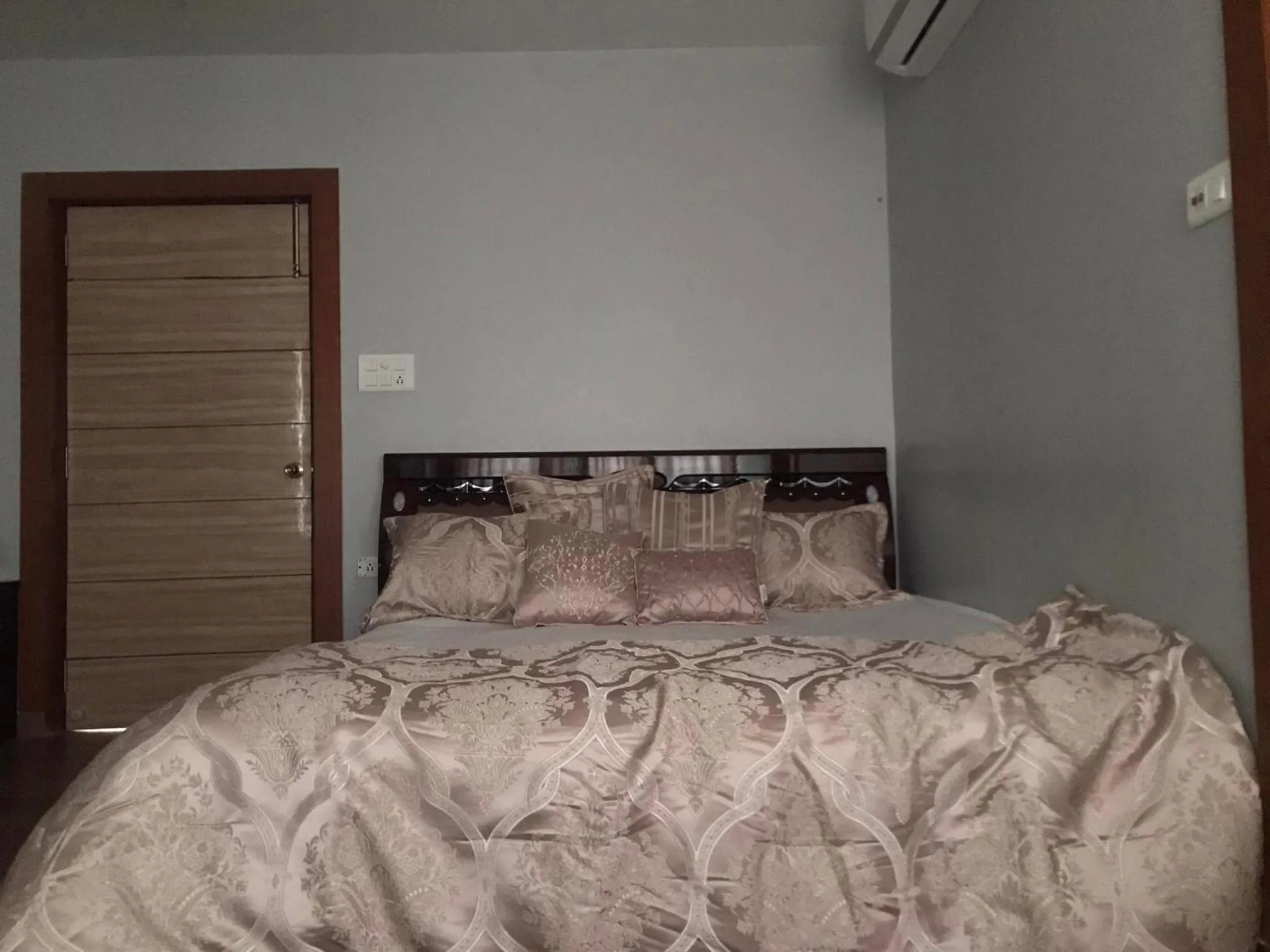 Bedroom, Bed in Mariya Condo hotel