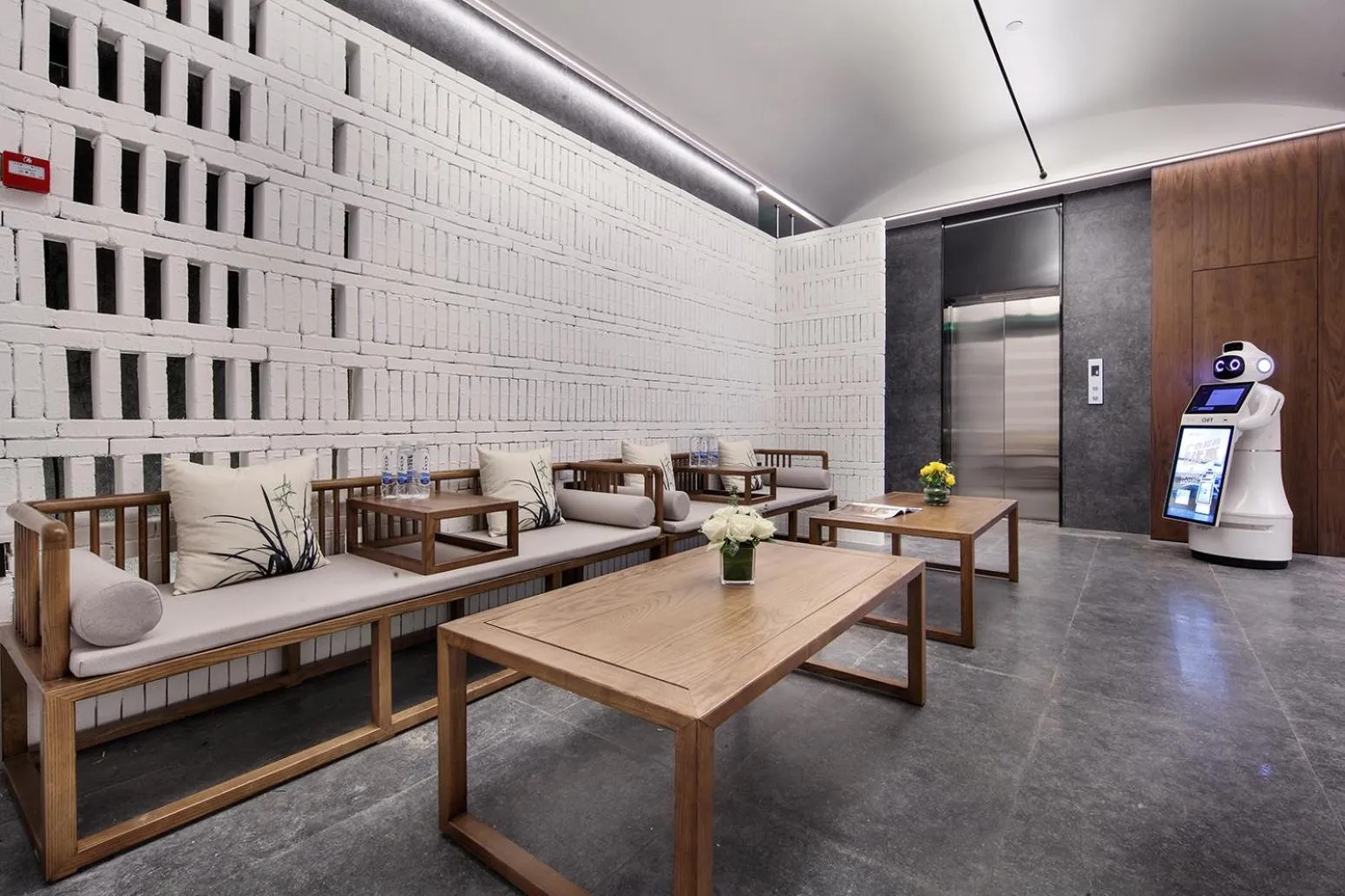 Lobby or reception in Riverside Wing Hotel Guilin