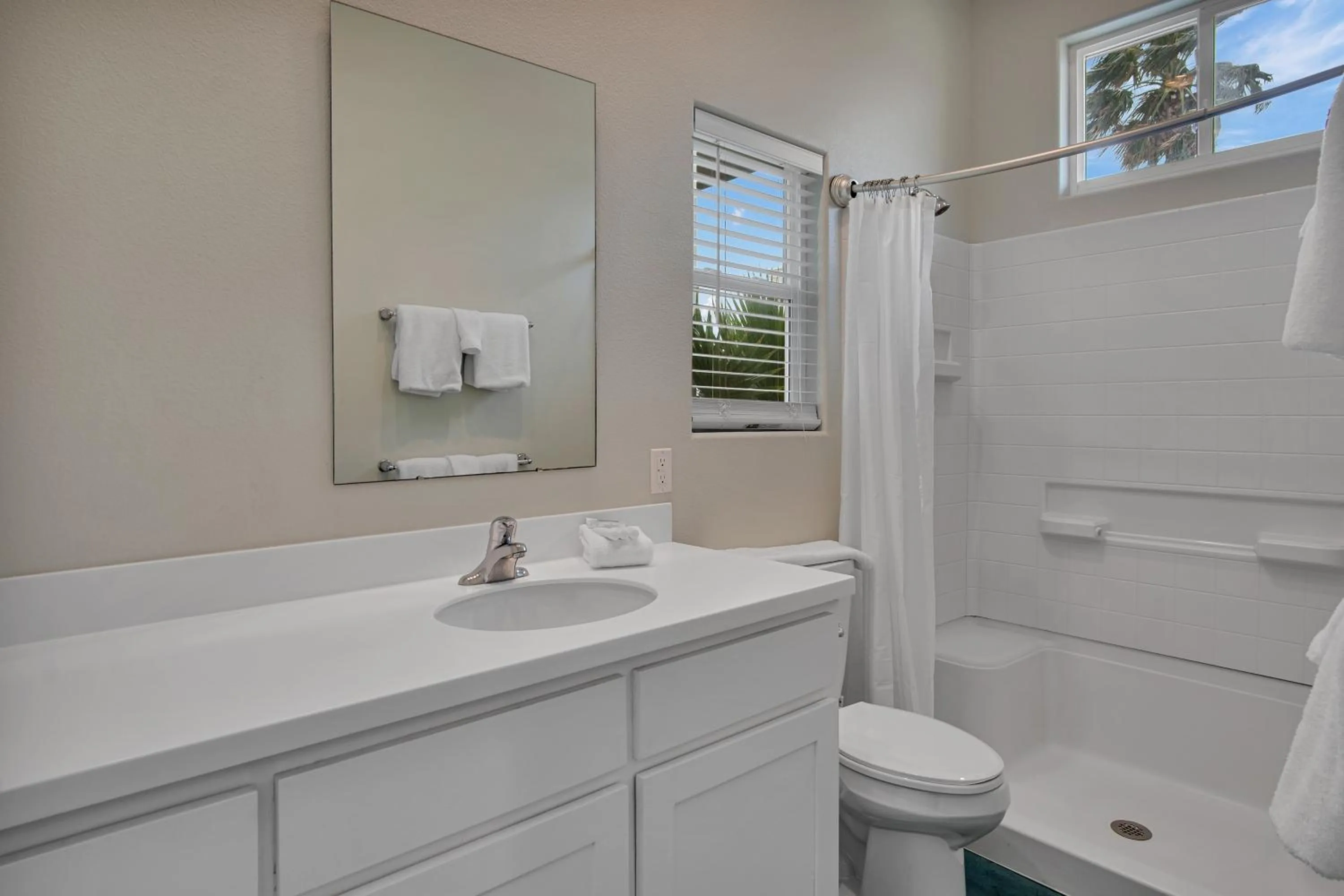 Property building in Beach Club 3